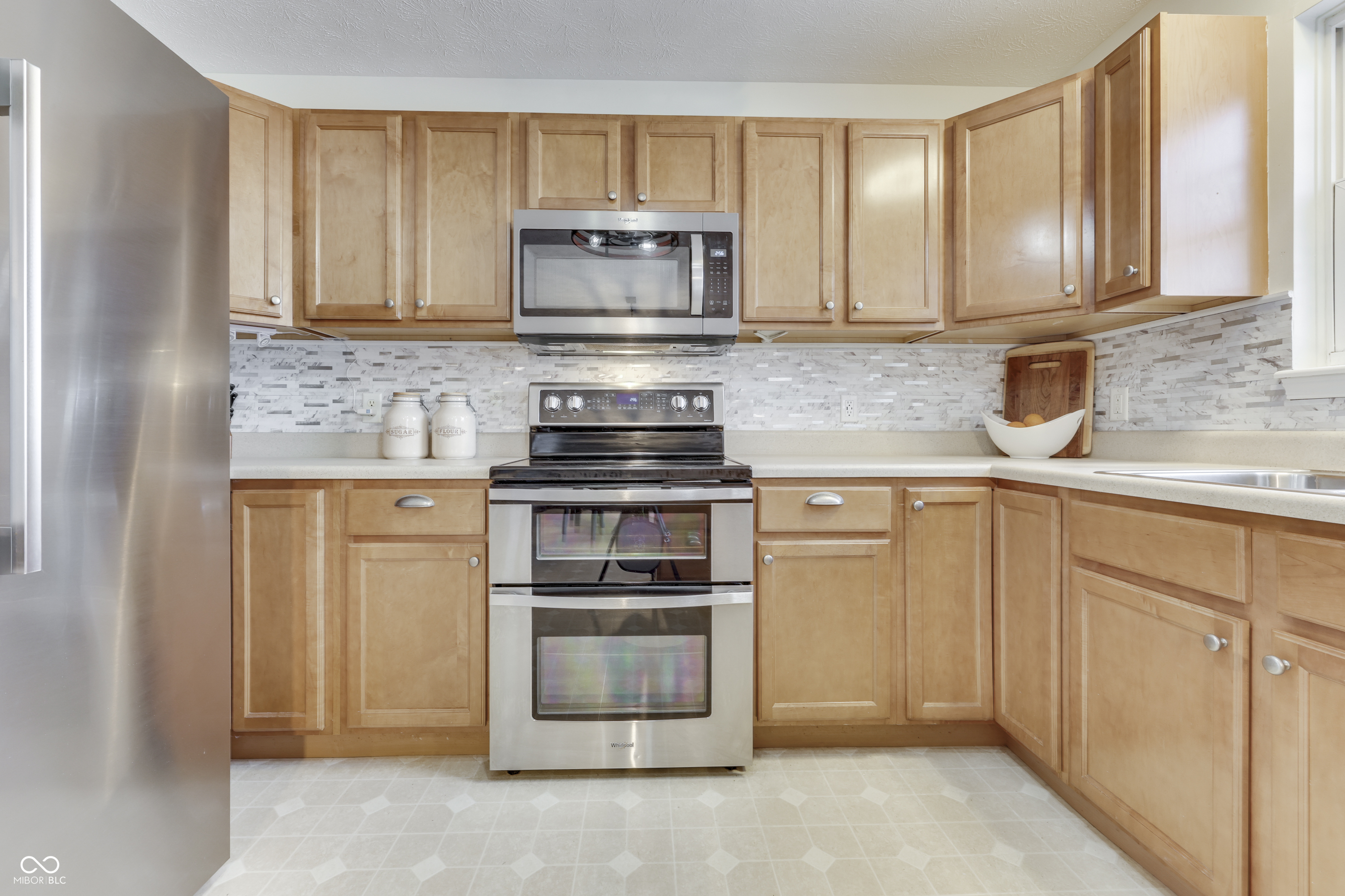 4586 N Shadow Wood Drive