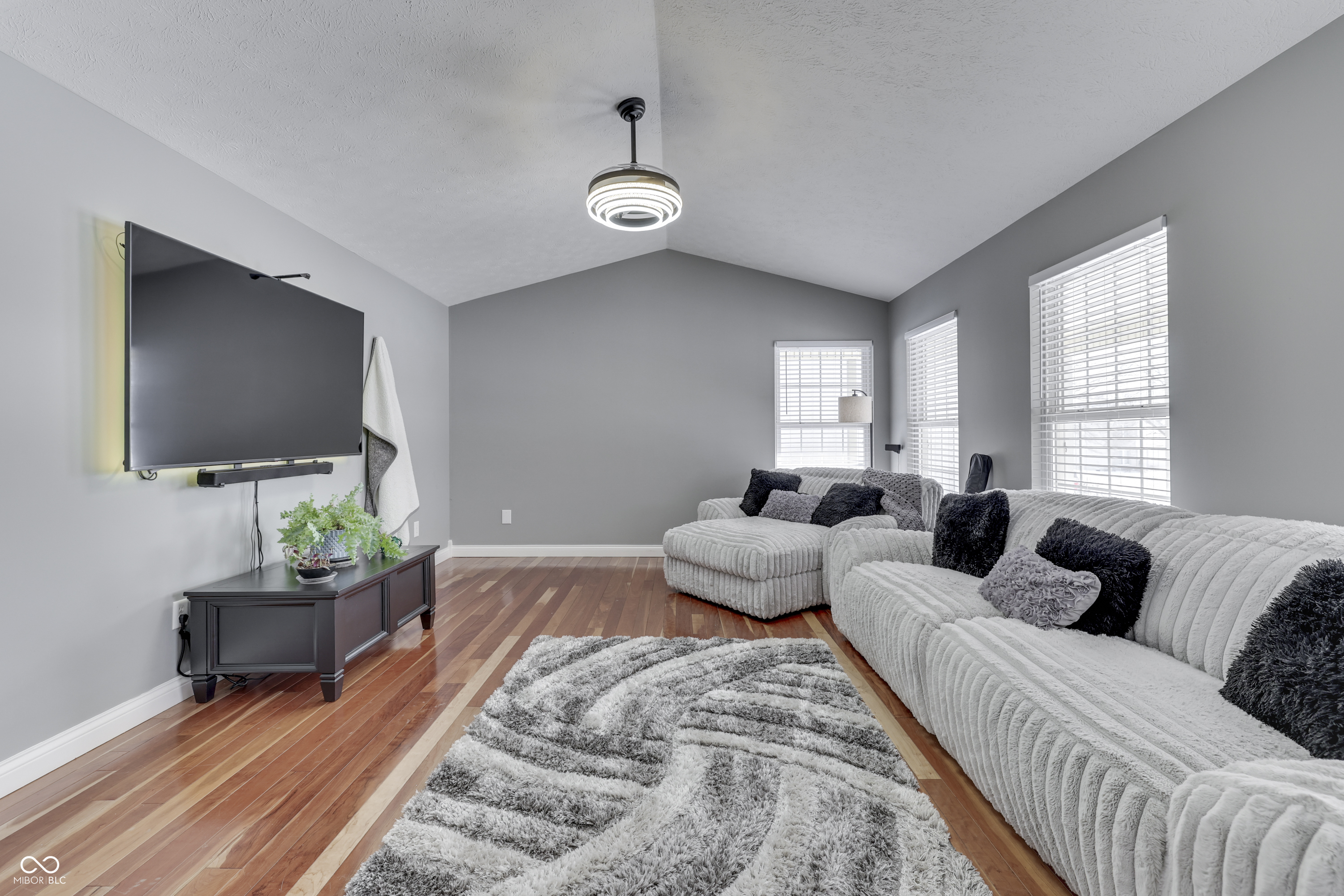 4586 N Shadow Wood Drive