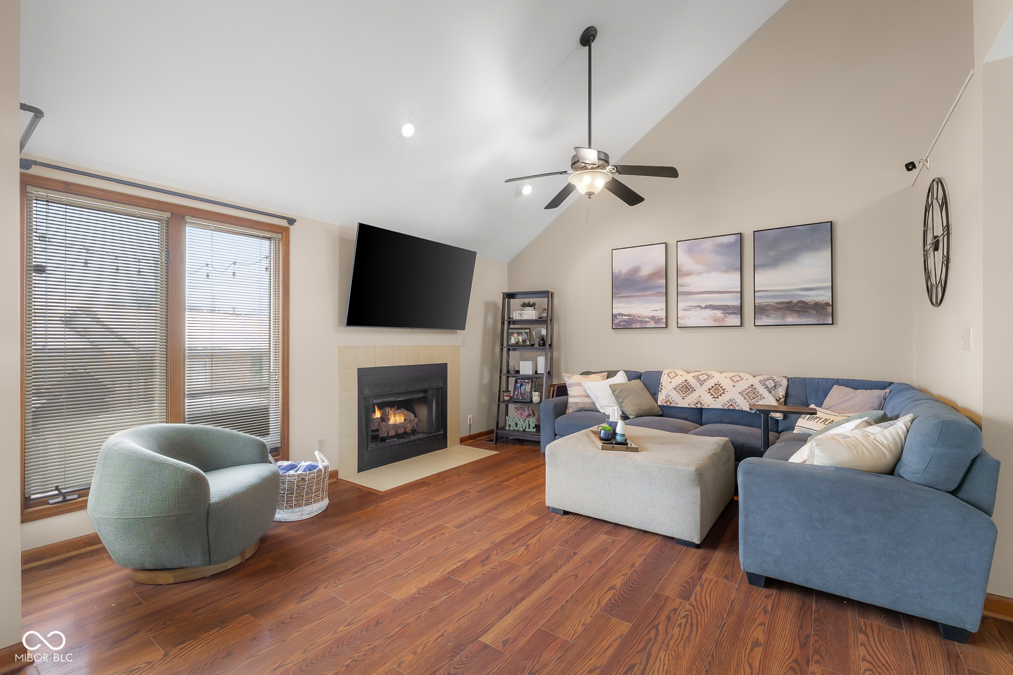 2917 Silver Fox Drive