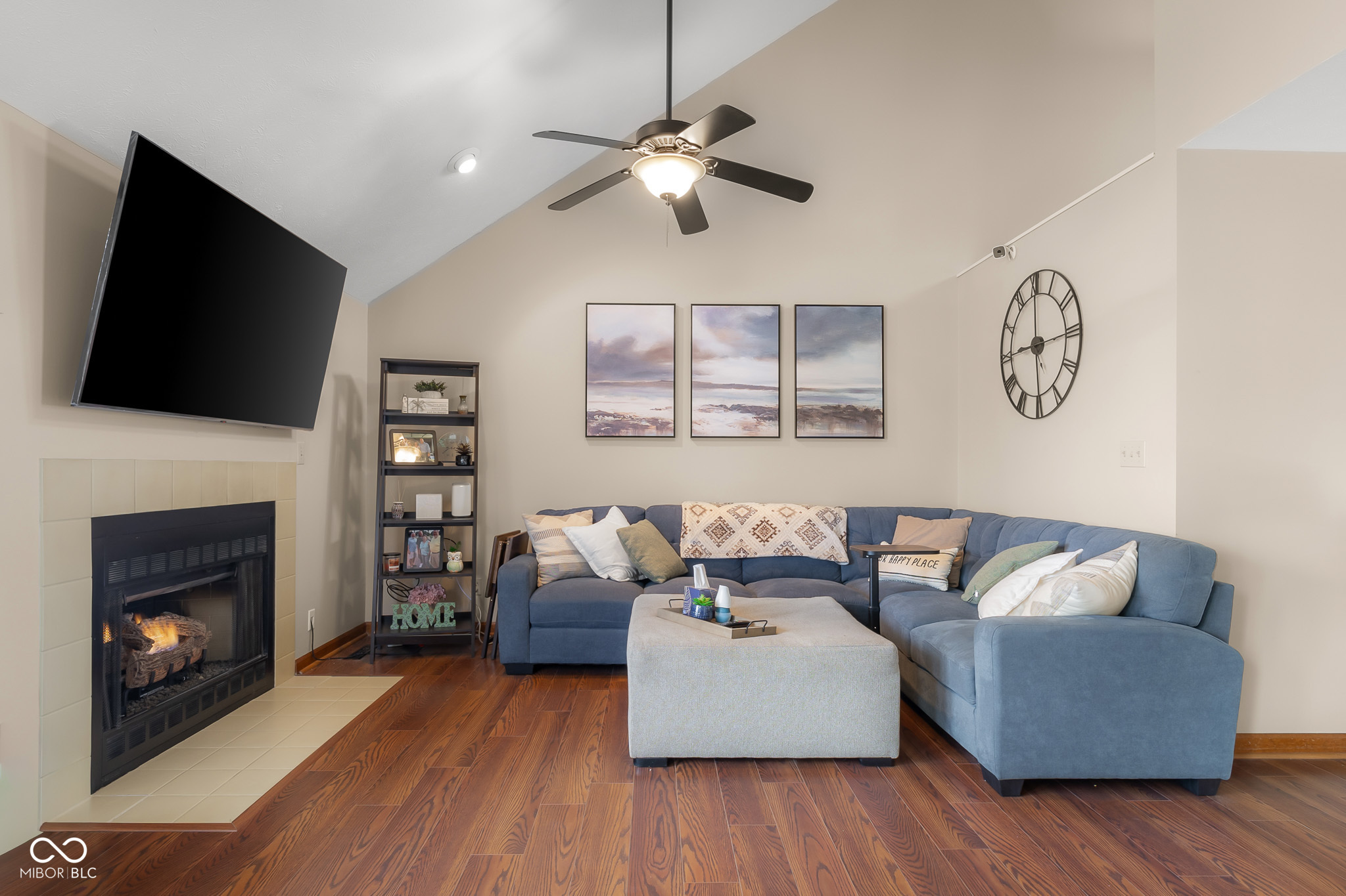 2917 Silver Fox Drive