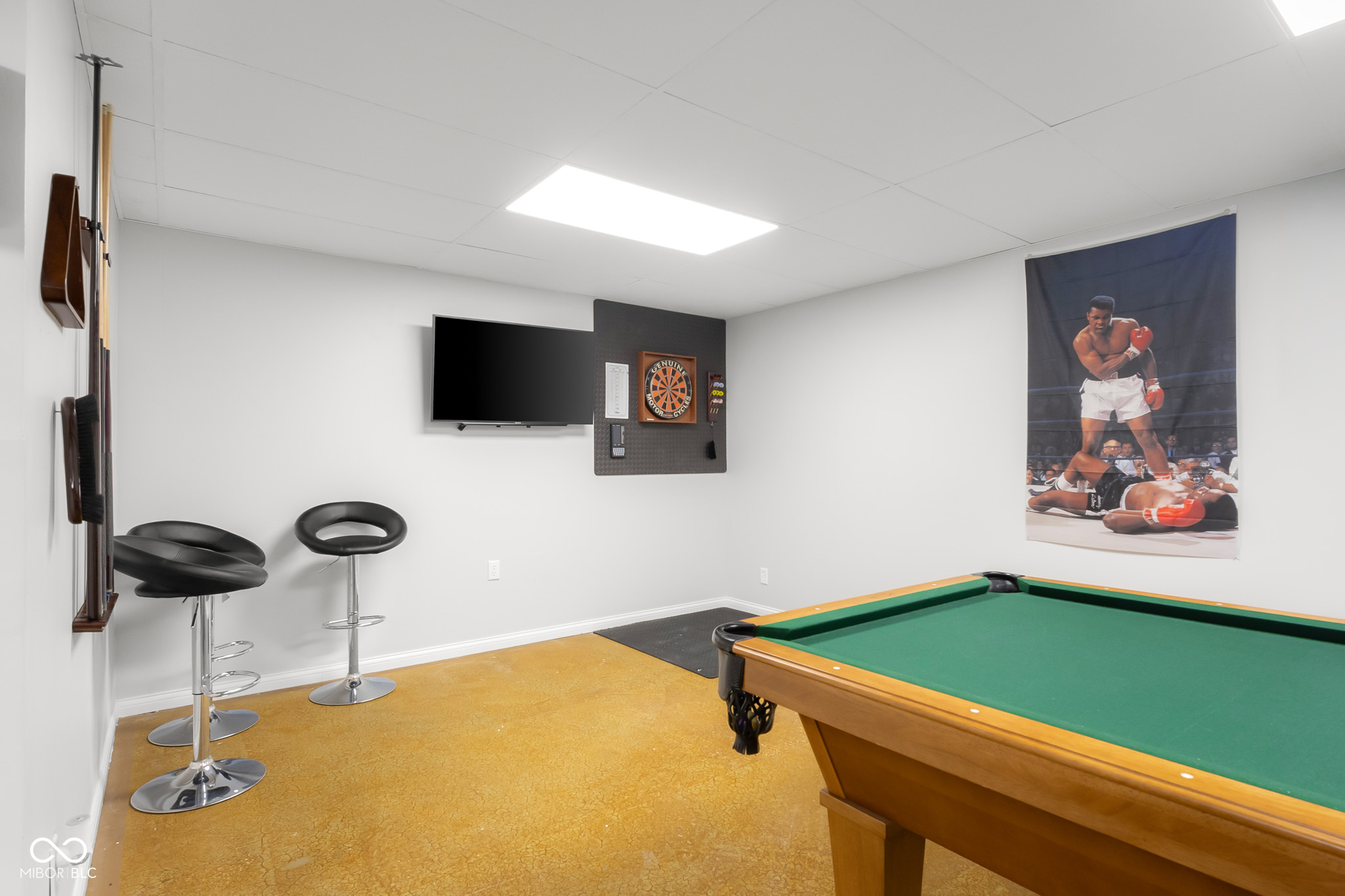 2917 Silver Fox Drive