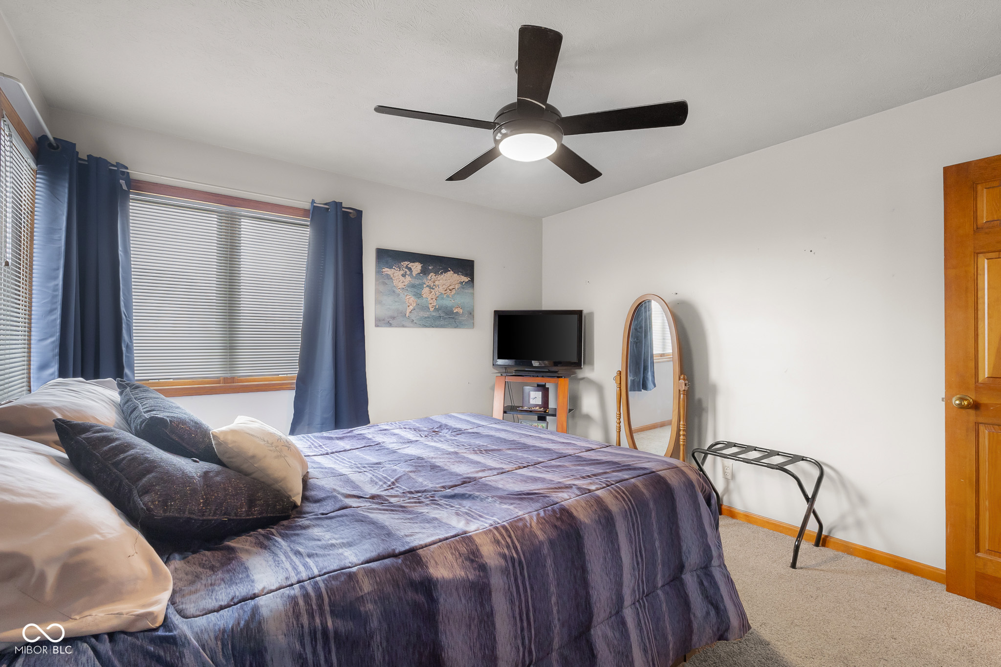 2917 Silver Fox Drive