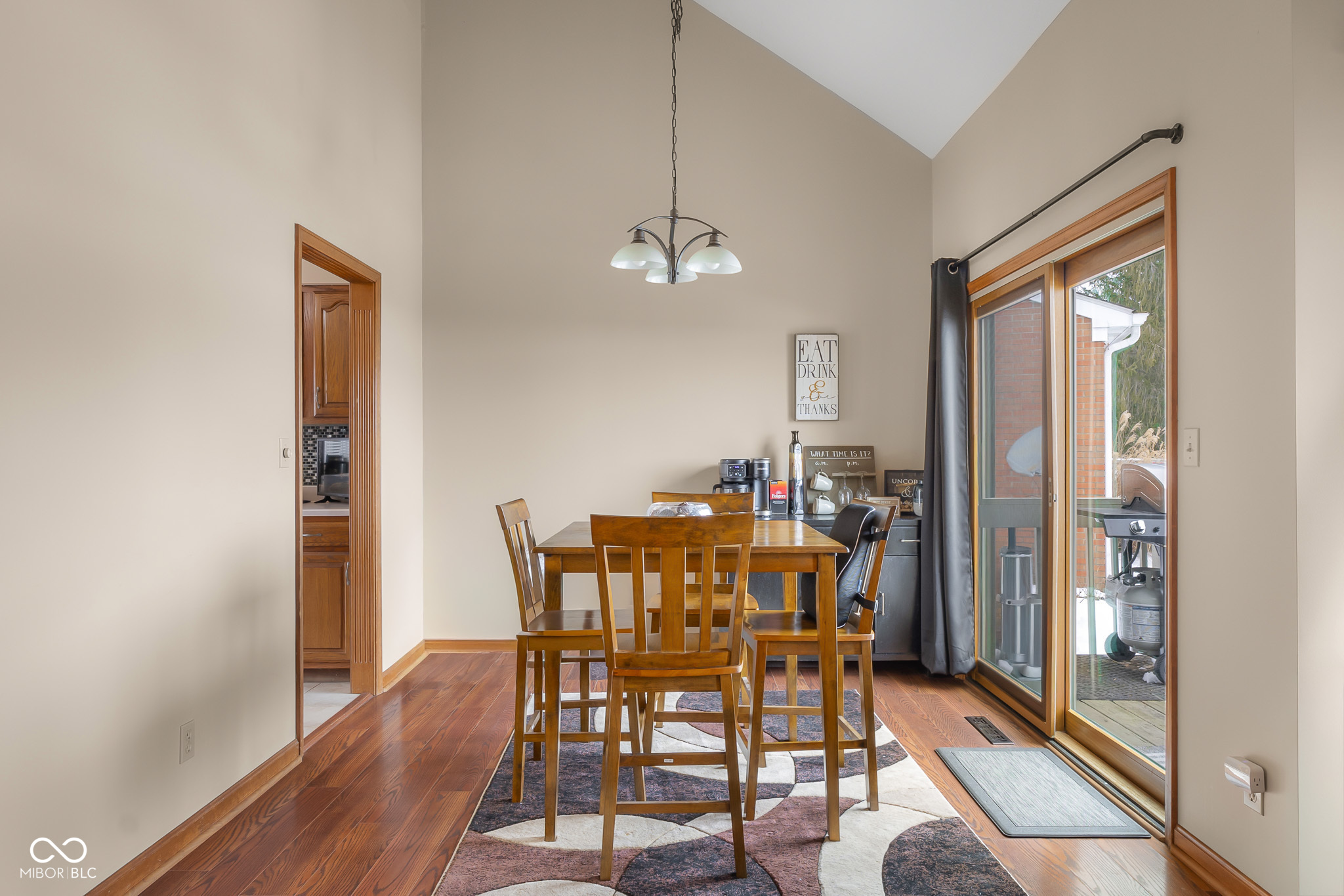 2917 Silver Fox Drive