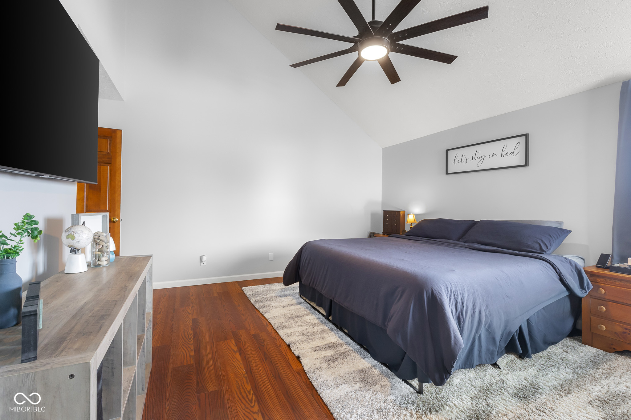 2917 Silver Fox Drive