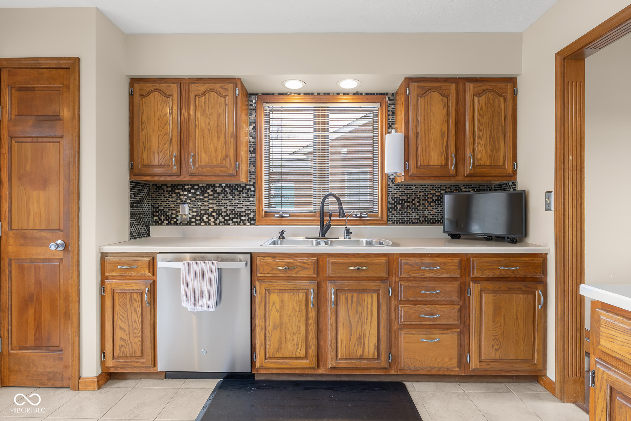 2917 Silver Fox Drive