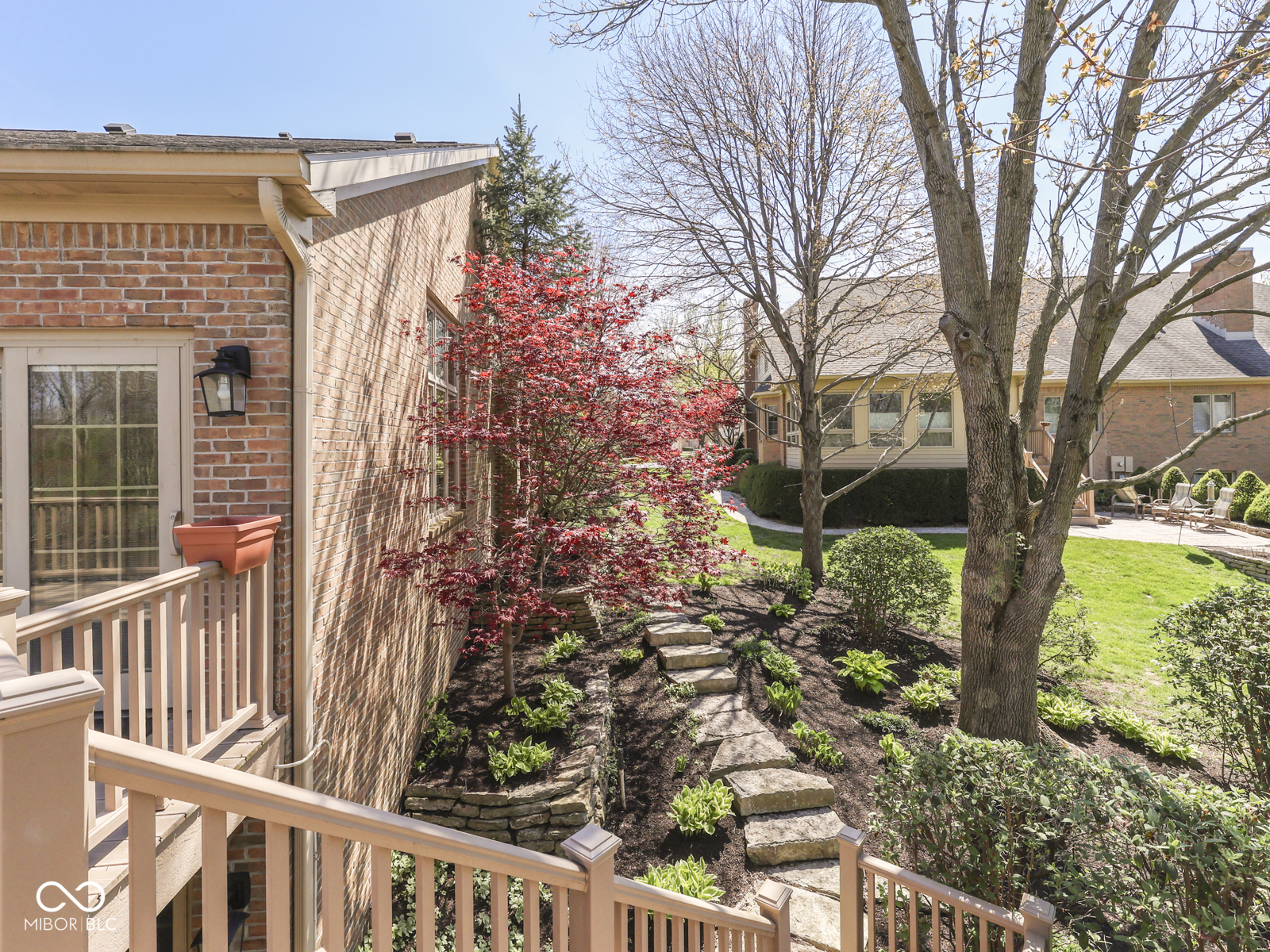 1752 Pathway Drive N