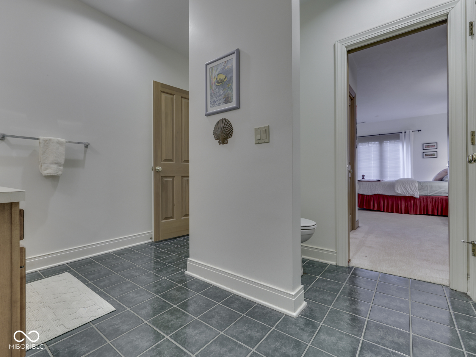 1752 Pathway Drive N