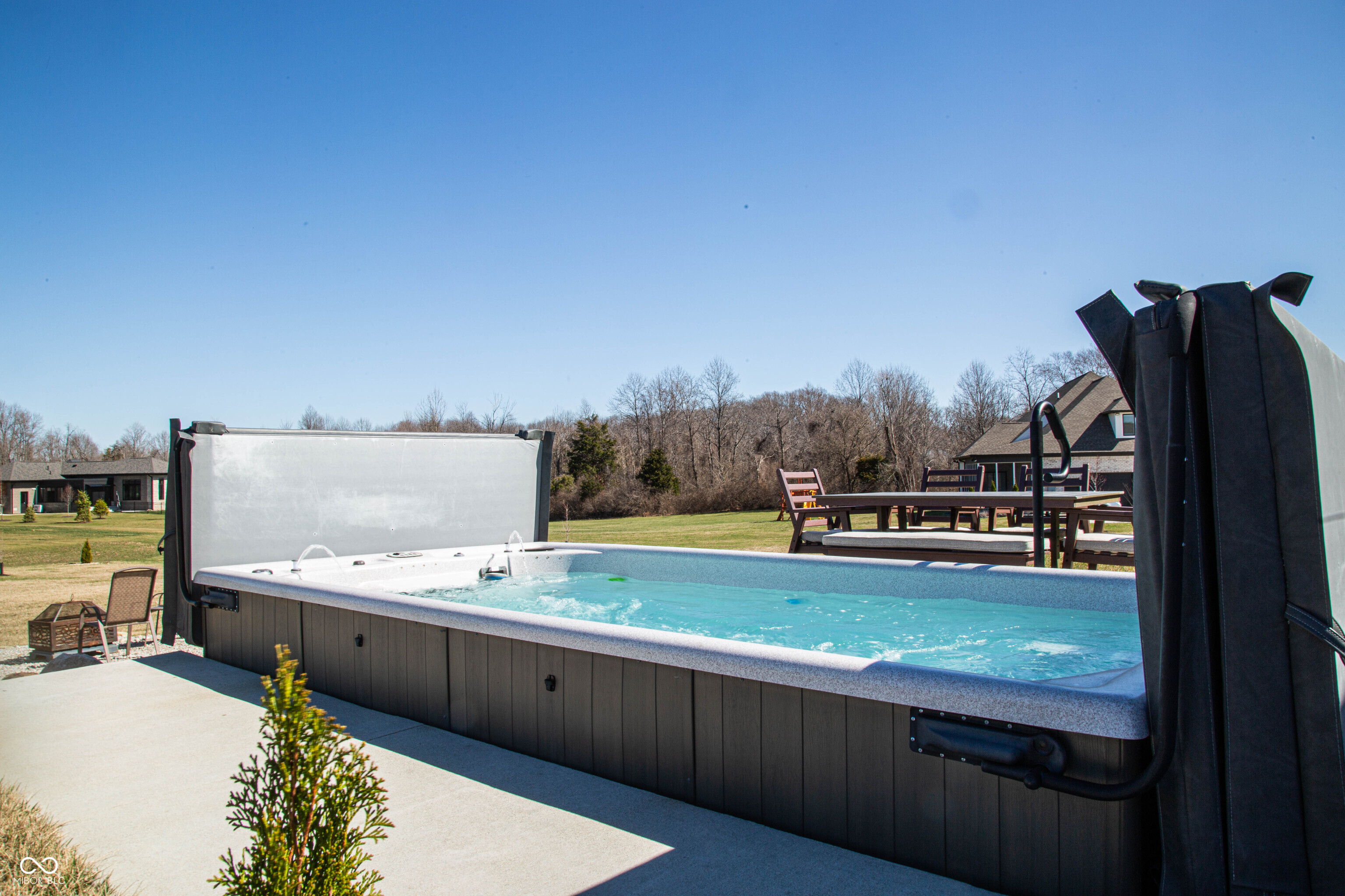 4264 Chapel Hill Court