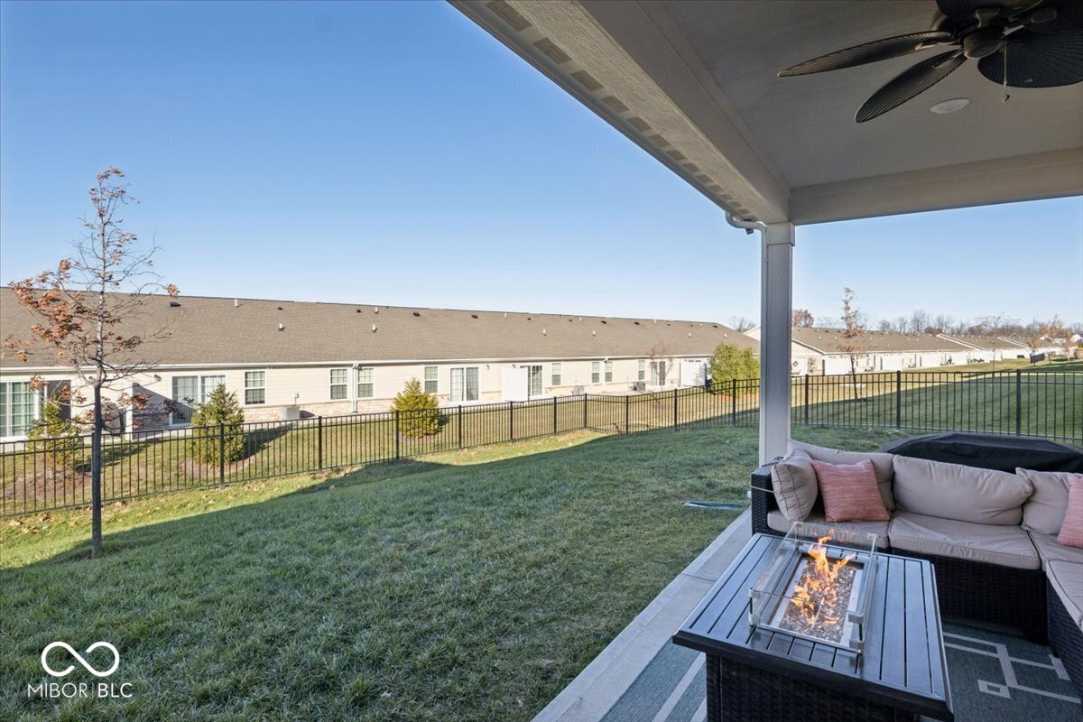 1052 Cortland Lane