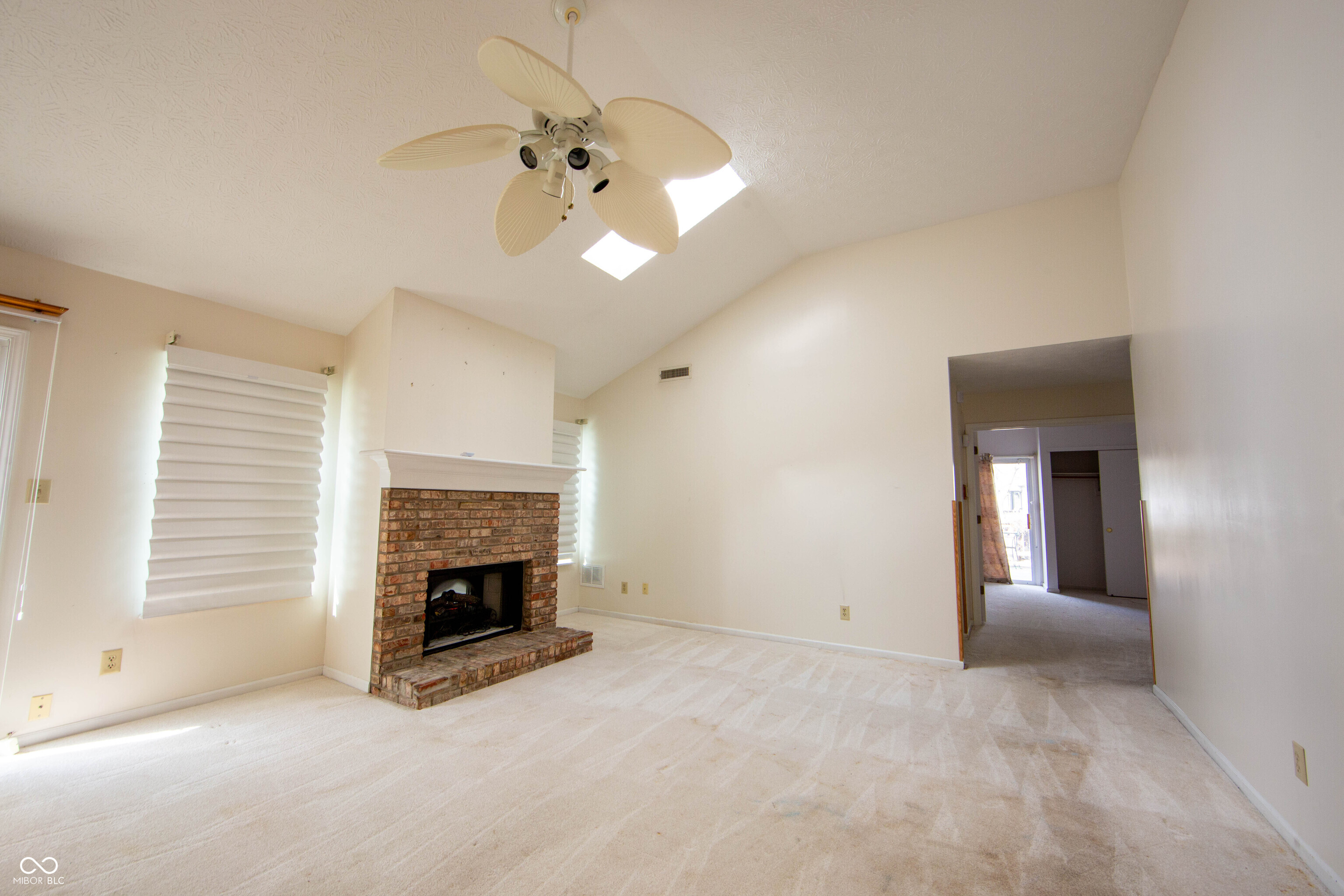 7561 Oceanline Drive