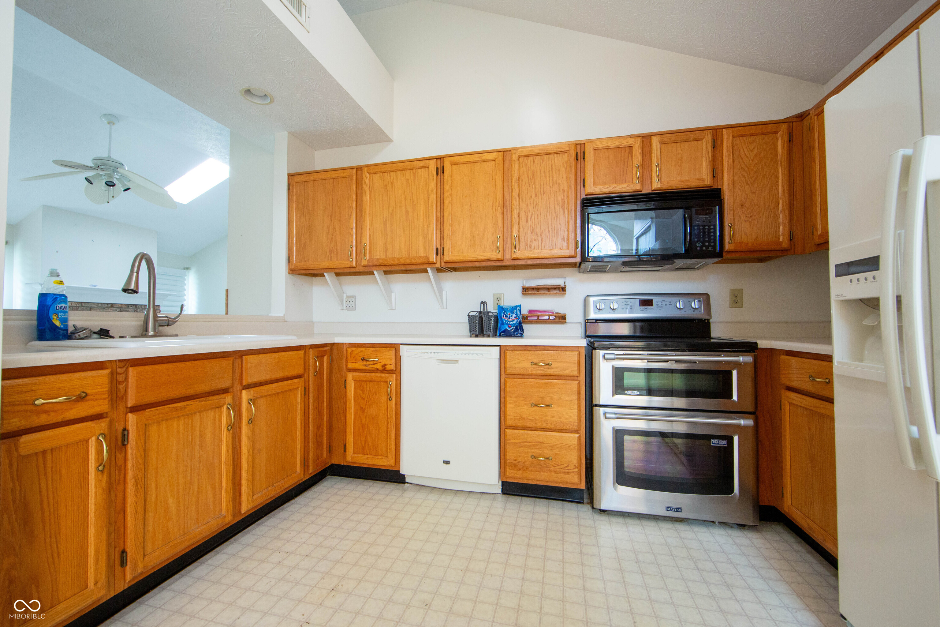 7561 Oceanline Drive