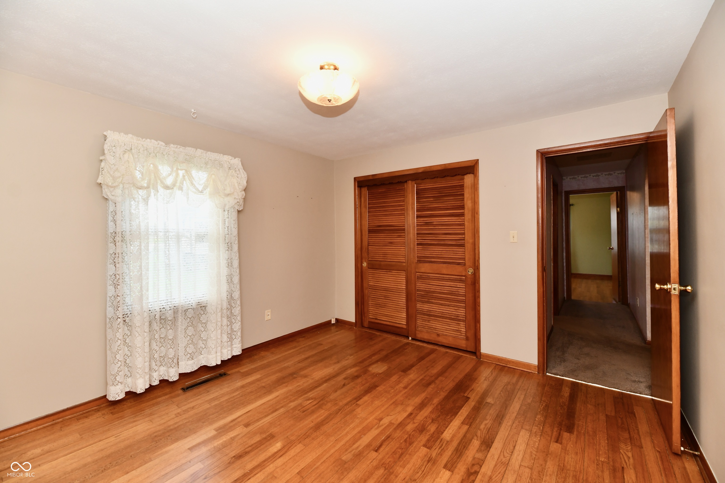 3955 W Fairview Road