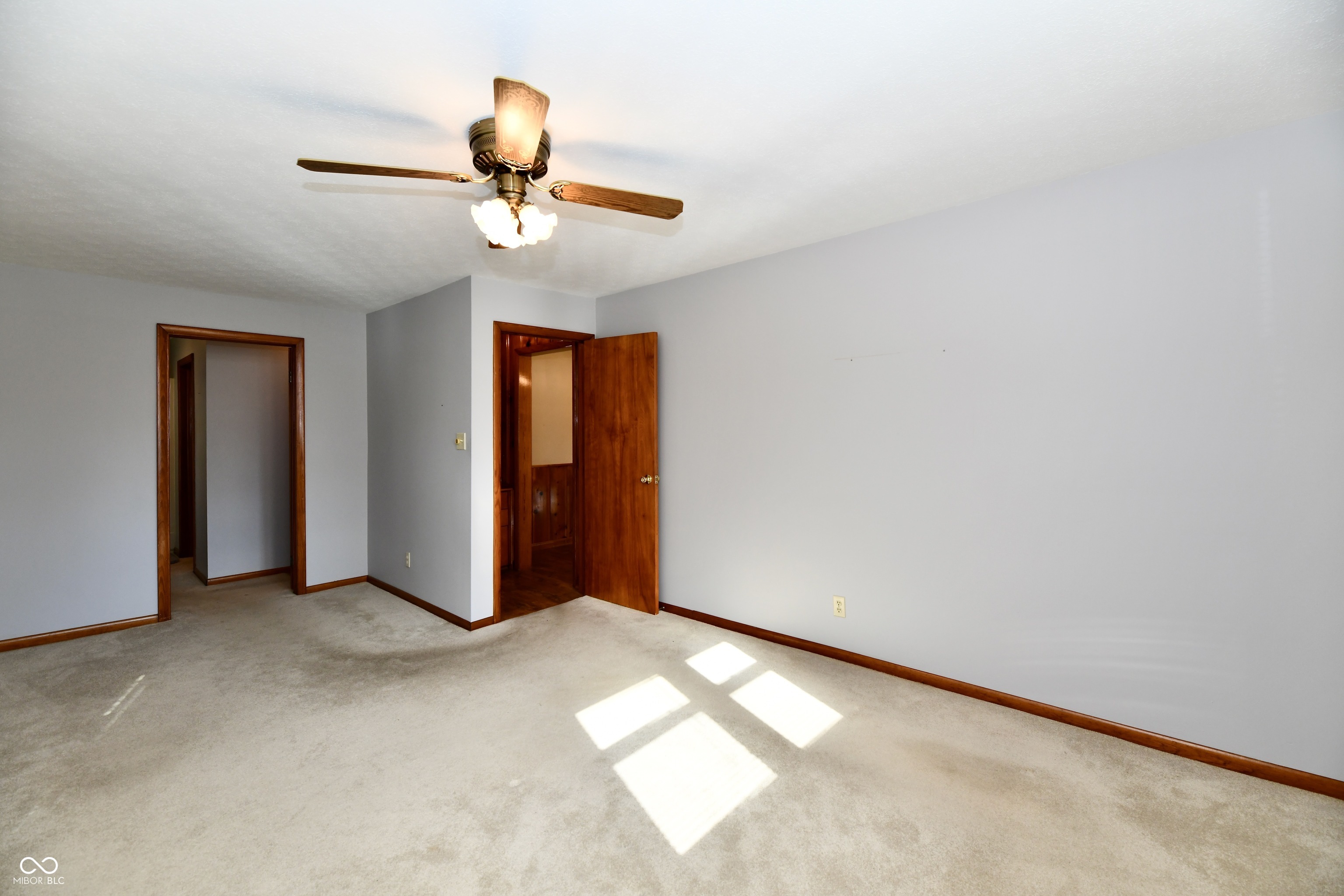 3955 W Fairview Road