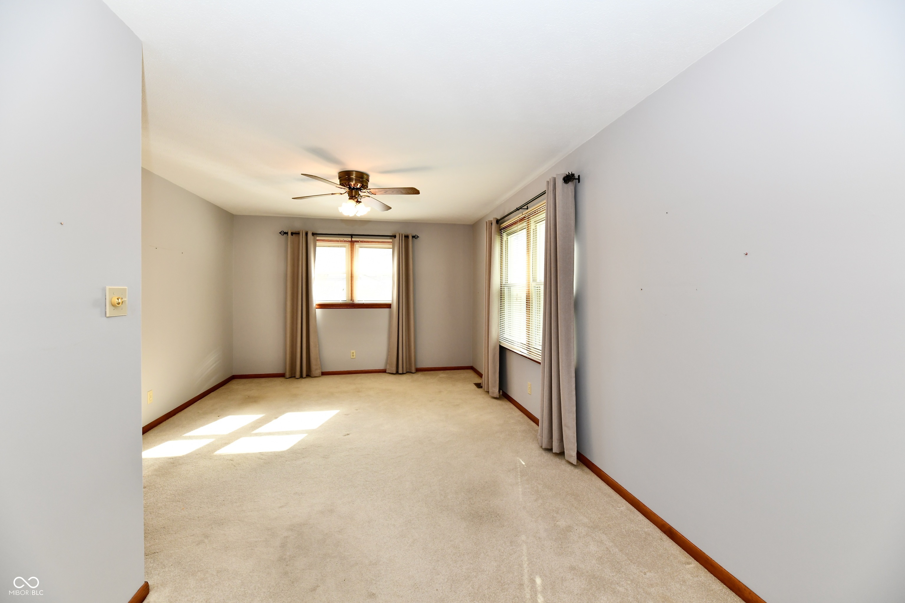 3955 W Fairview Road