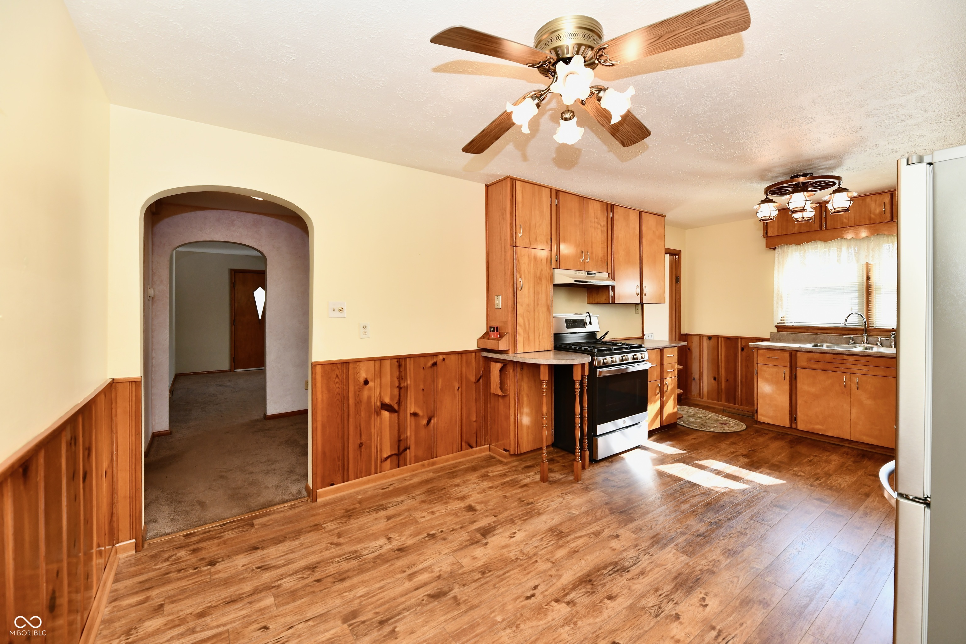3955 W Fairview Road