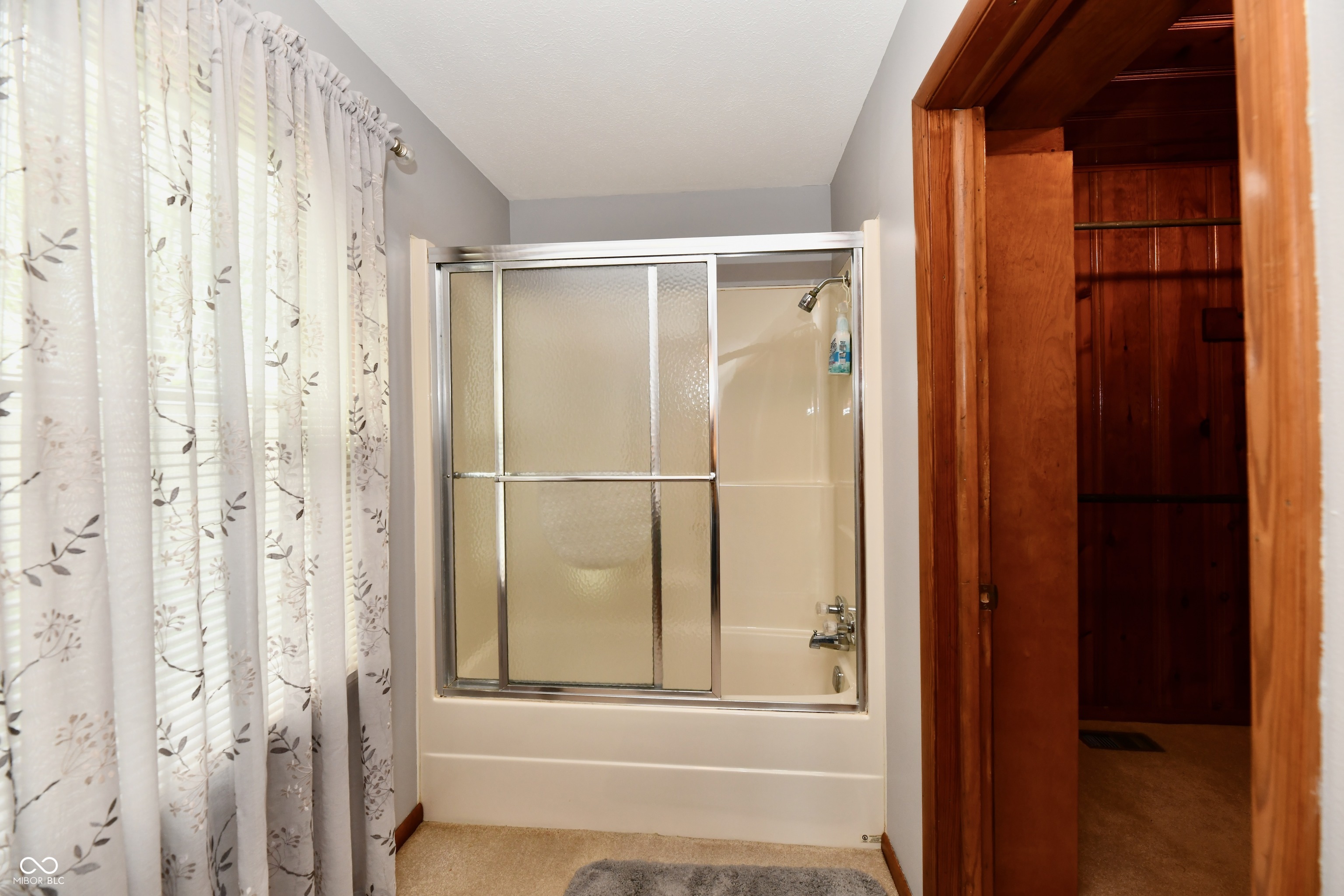 3955 W Fairview Road