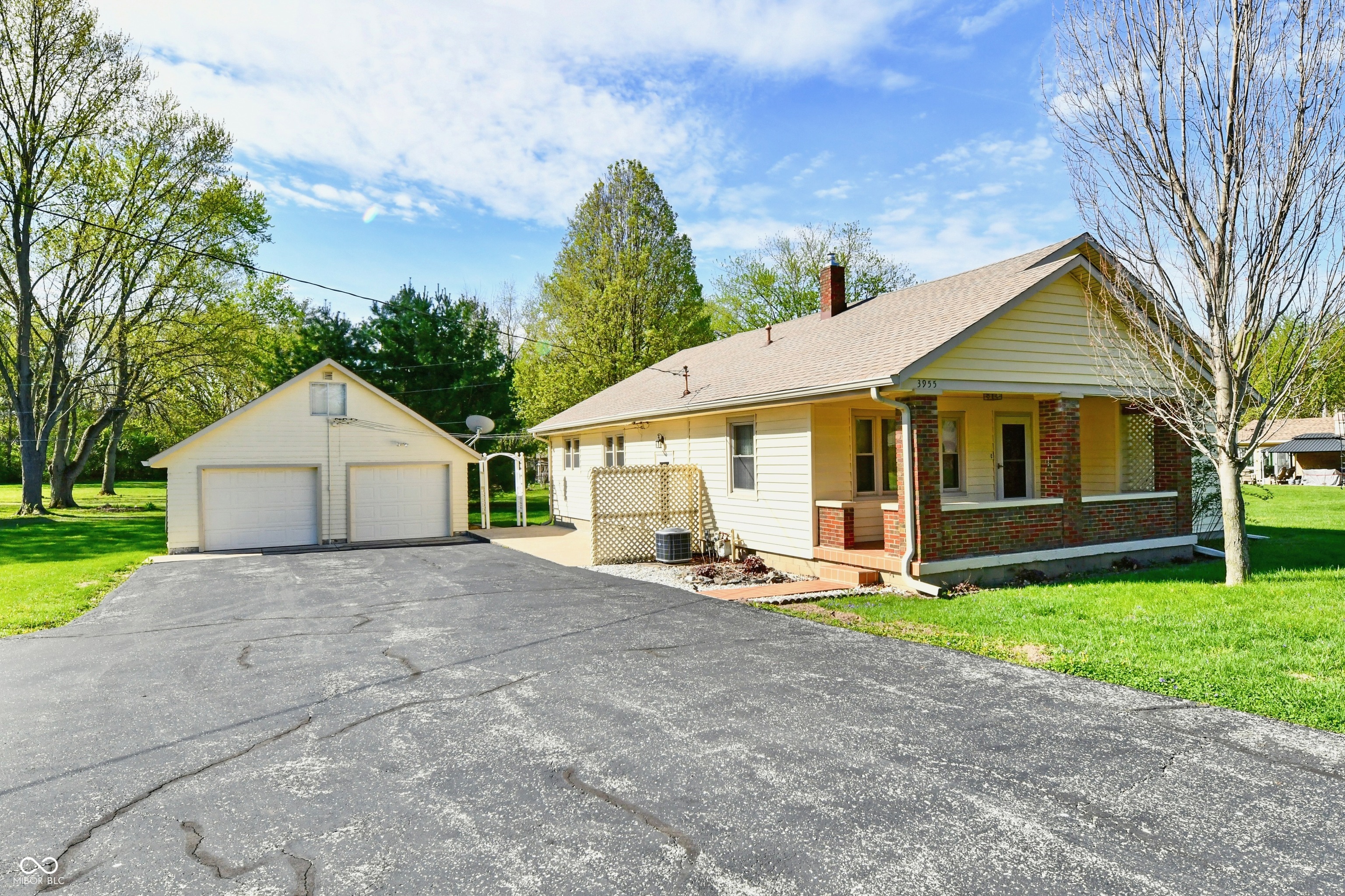 3955 W Fairview Road