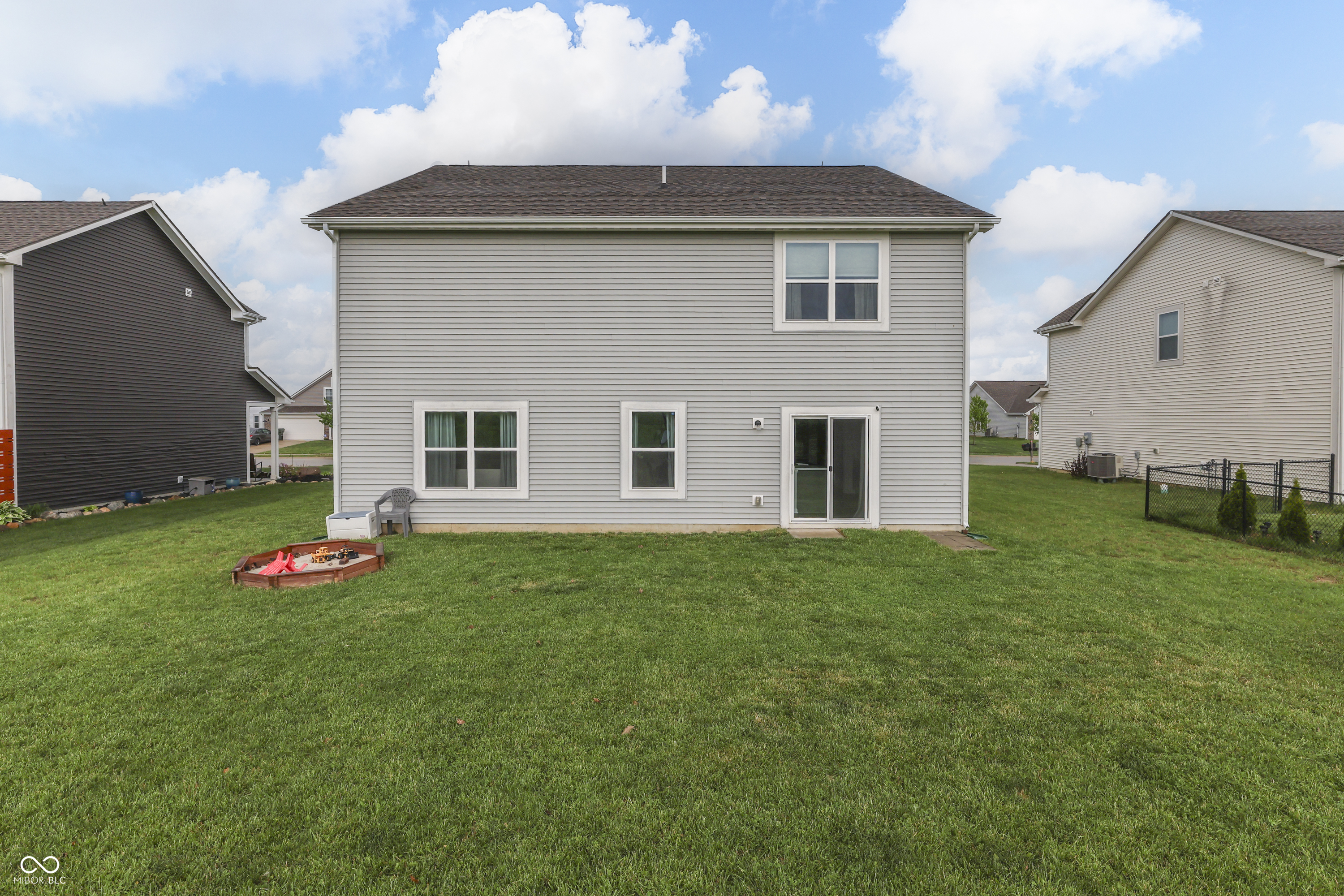 607 N Crystal Drive