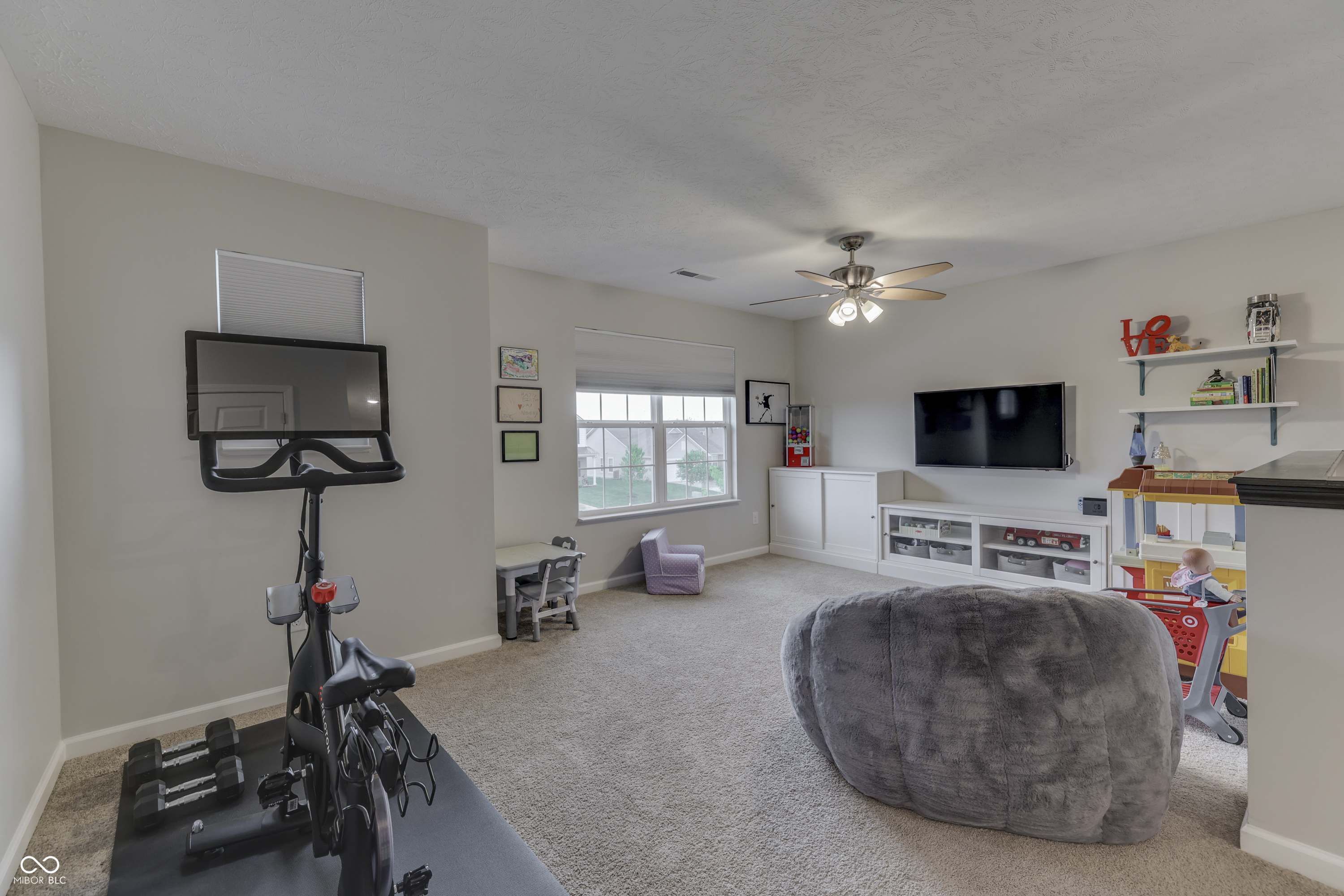 607 N Crystal Drive
