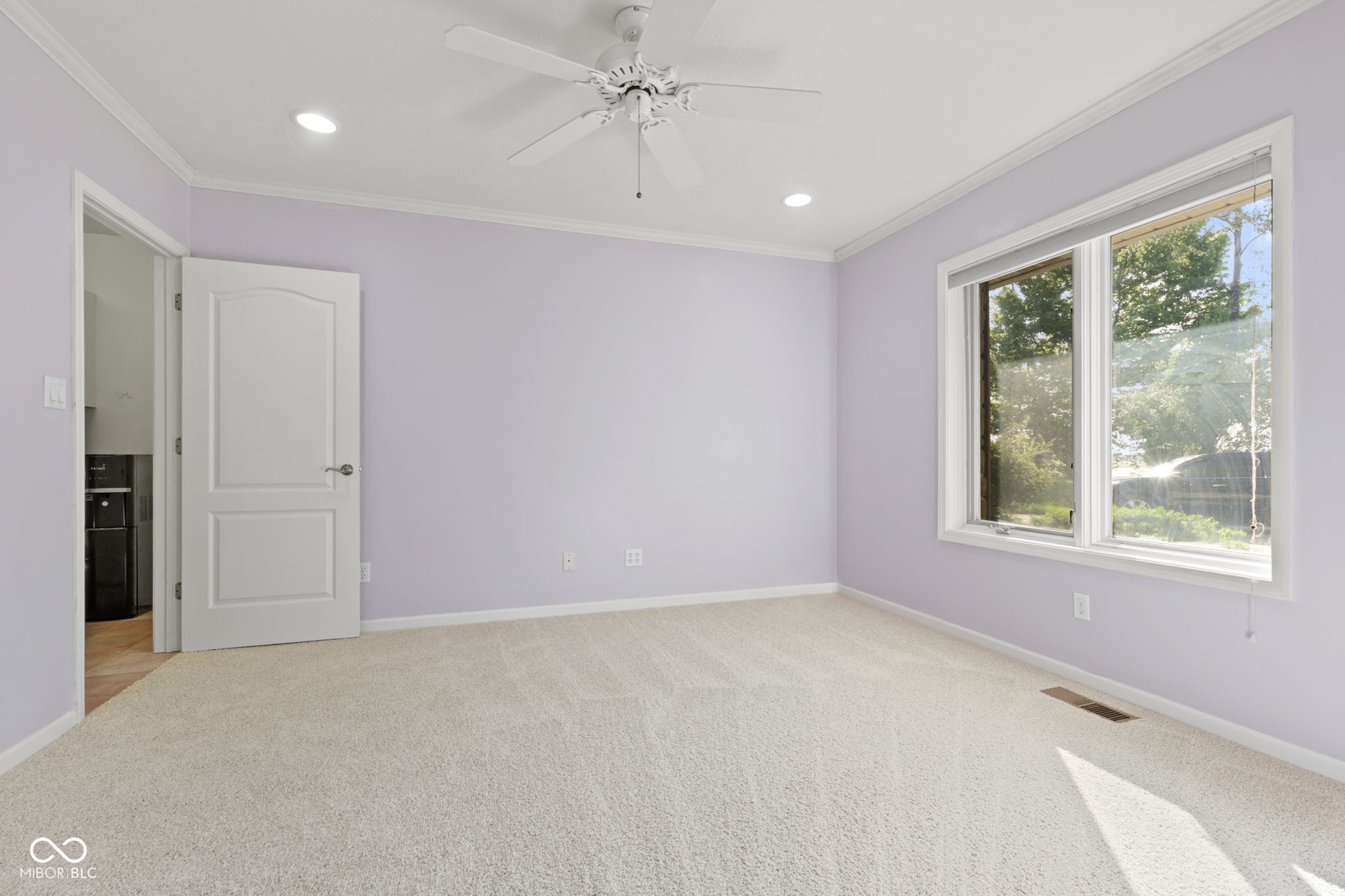 4568 N State Road 9