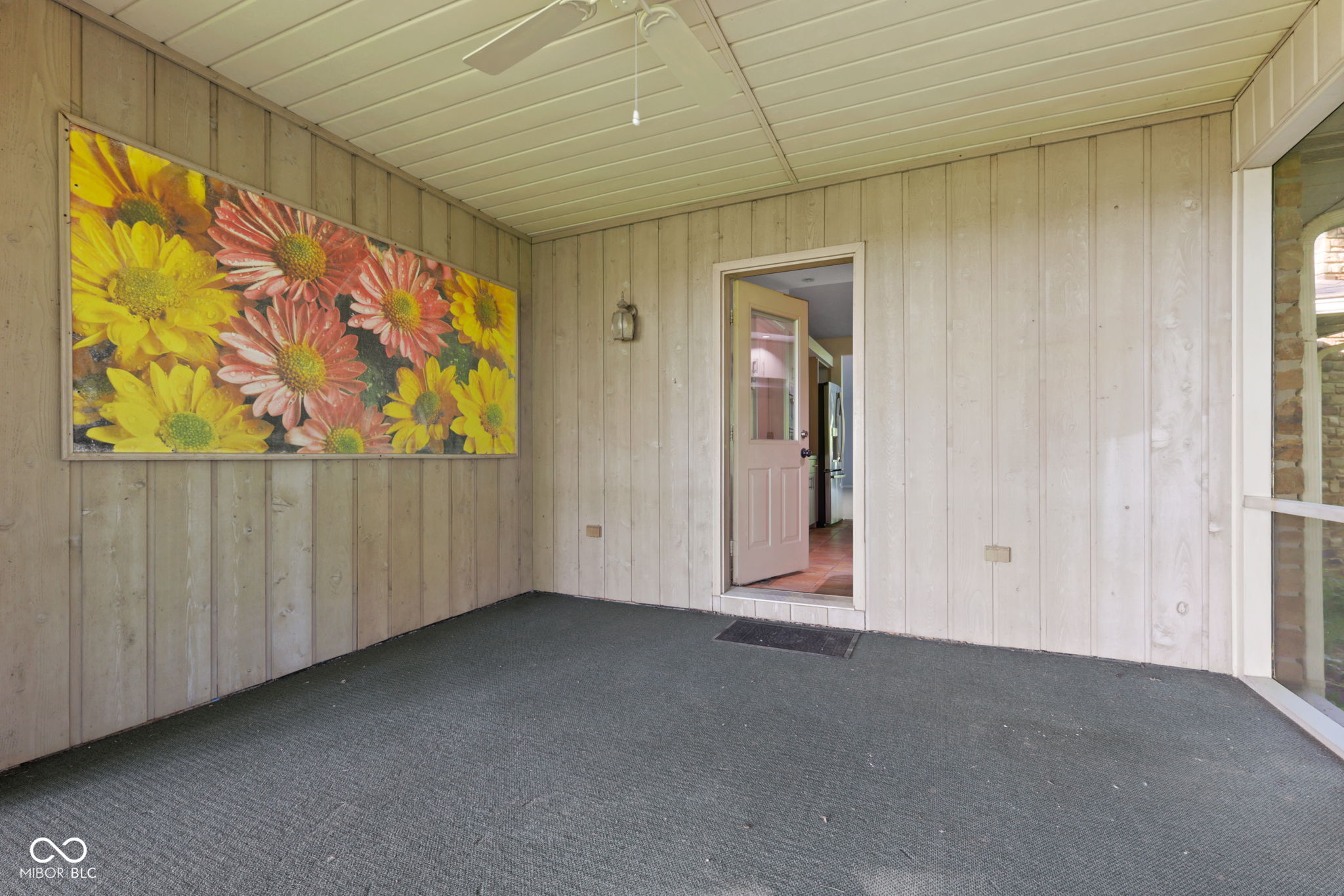 4568 N State Road 9