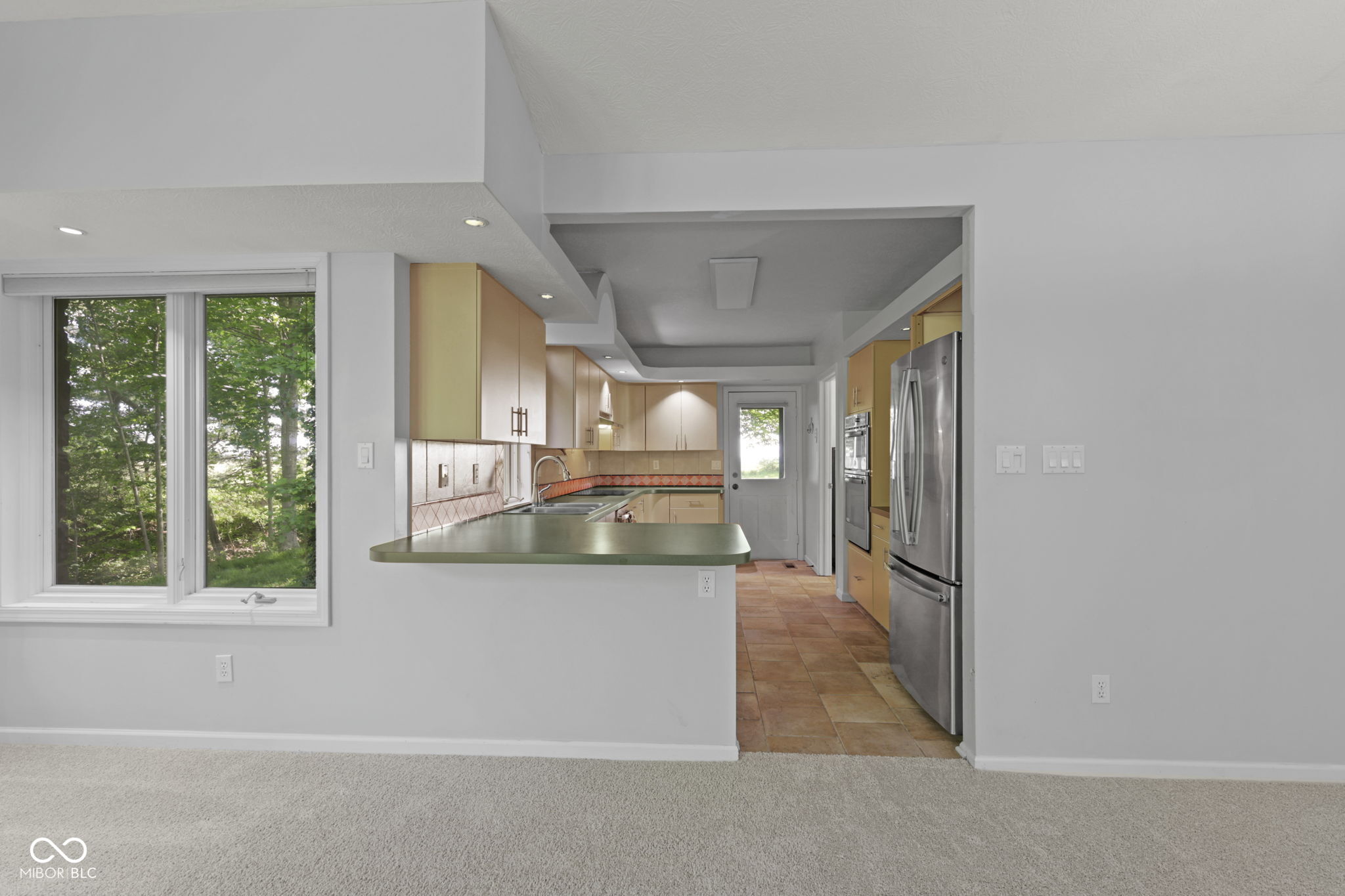 4568 N State Road 9