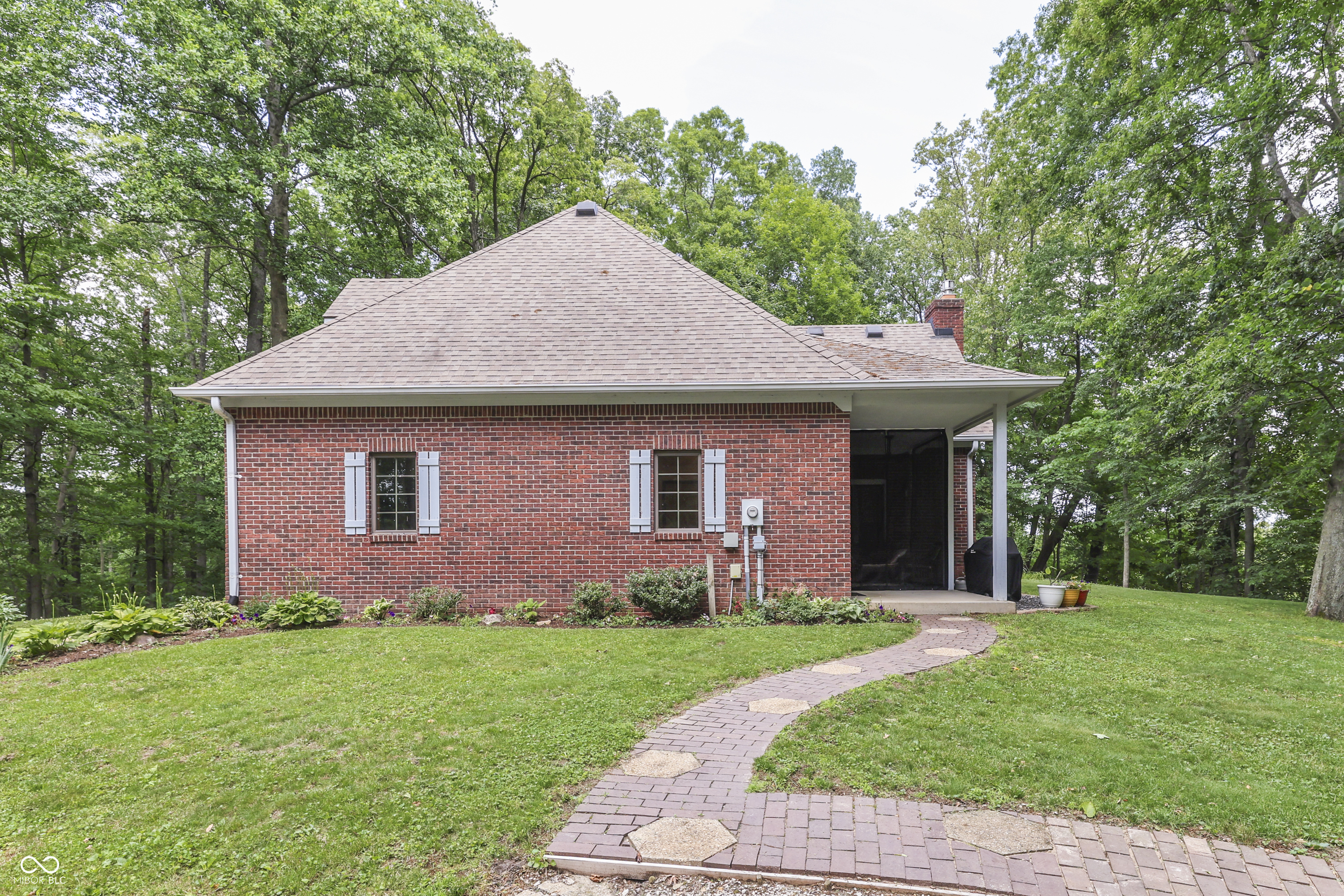 5245 Hickory Grove Road