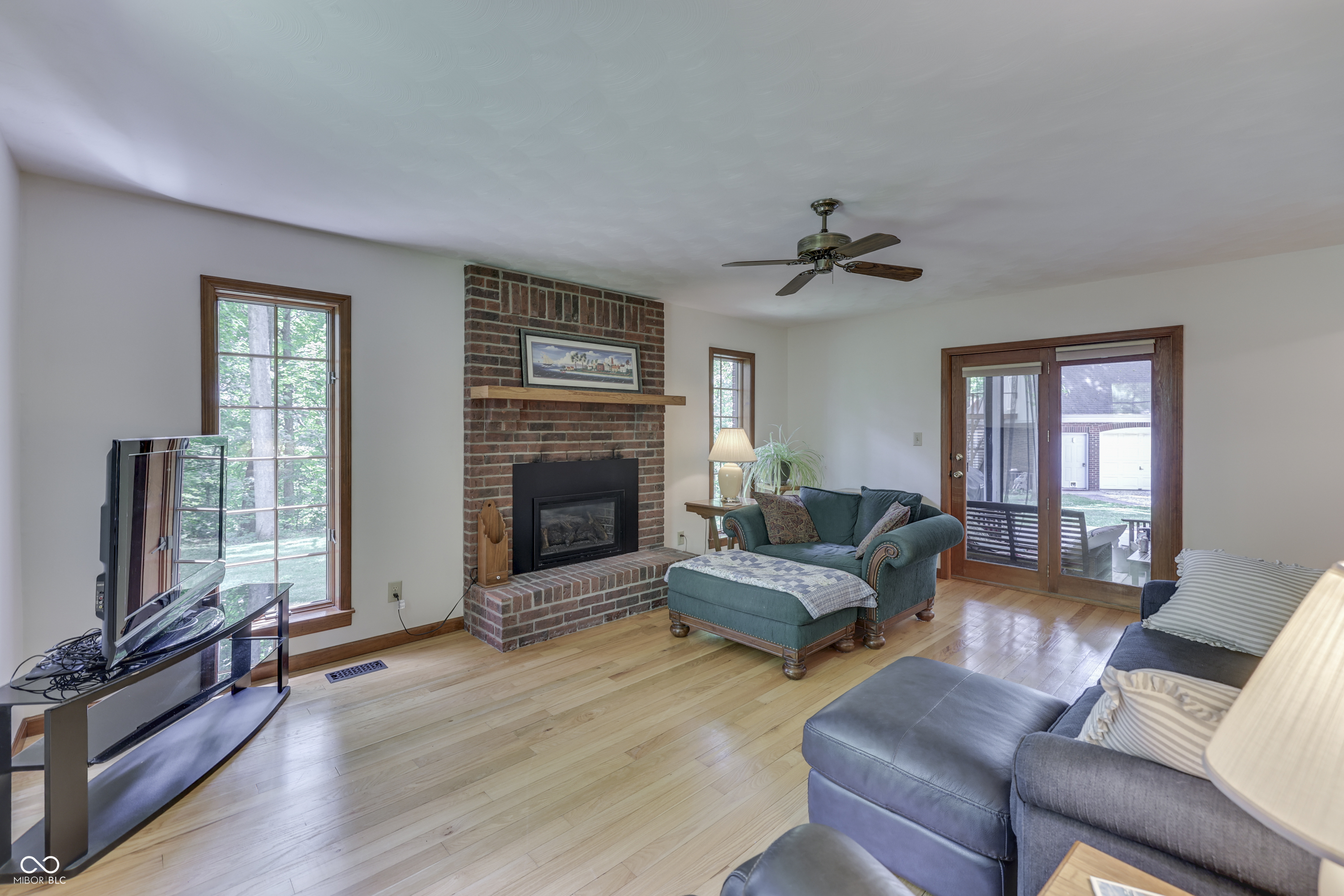 5245 Hickory Grove Road