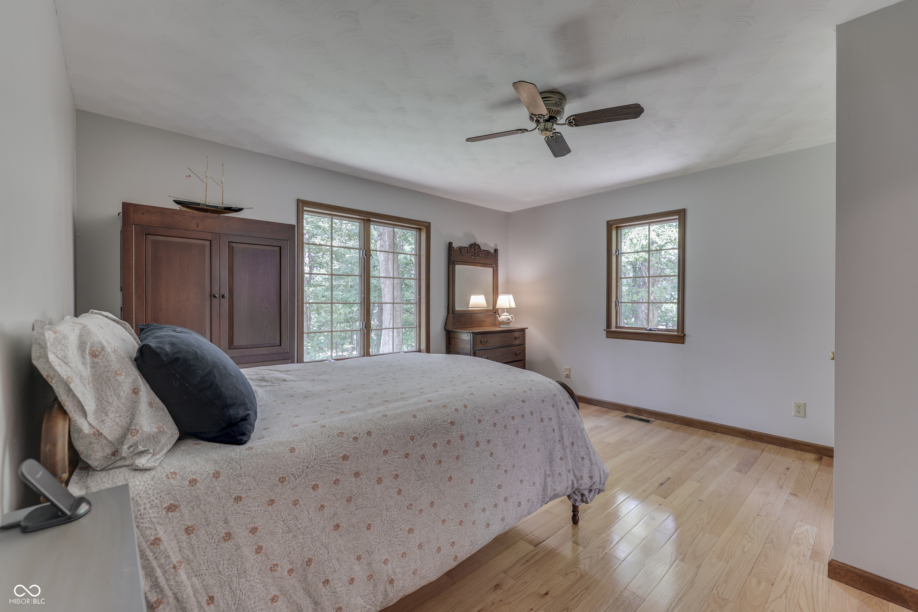 5245 Hickory Grove Road