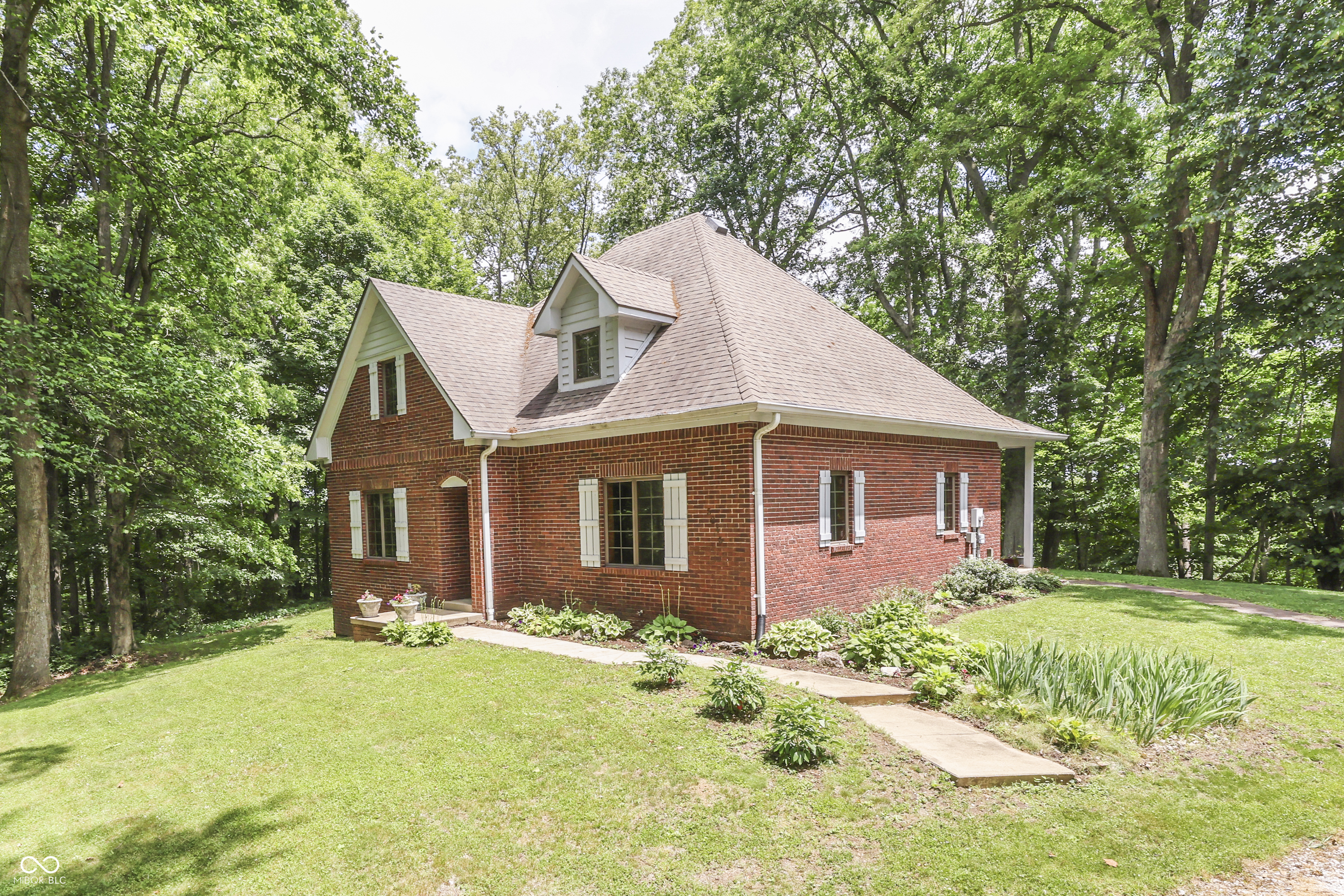5245 Hickory Grove Road