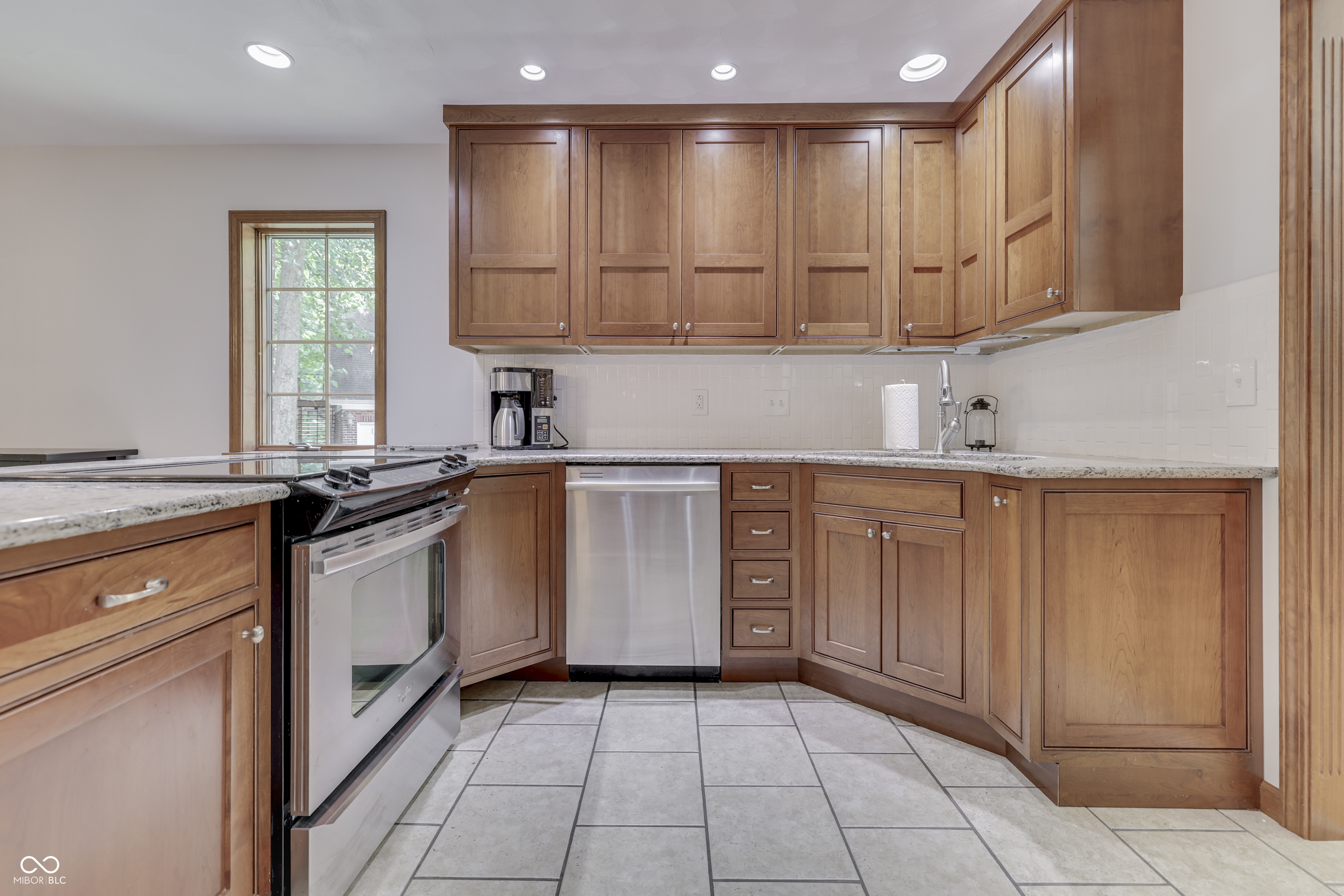 5245 Hickory Grove Road