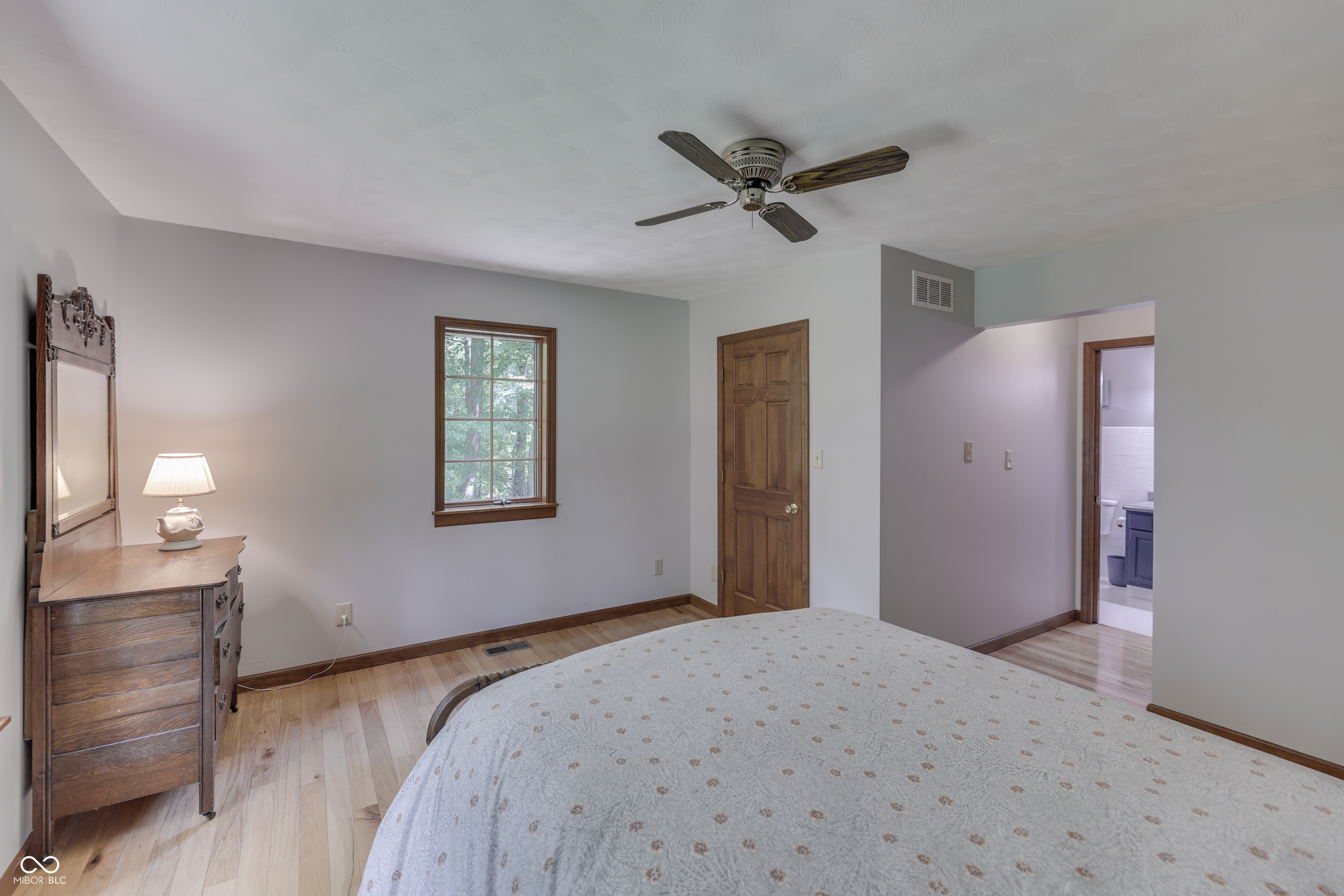5245 Hickory Grove Road