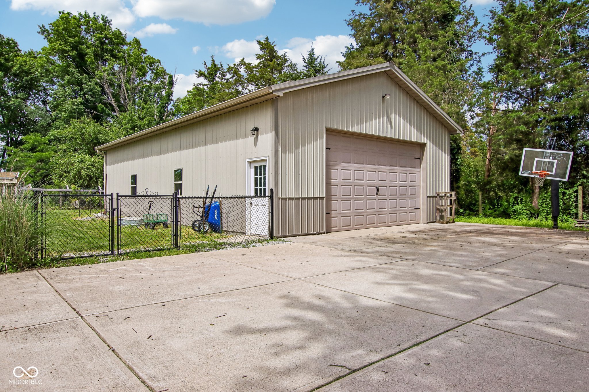 6820 W Rd 150 N