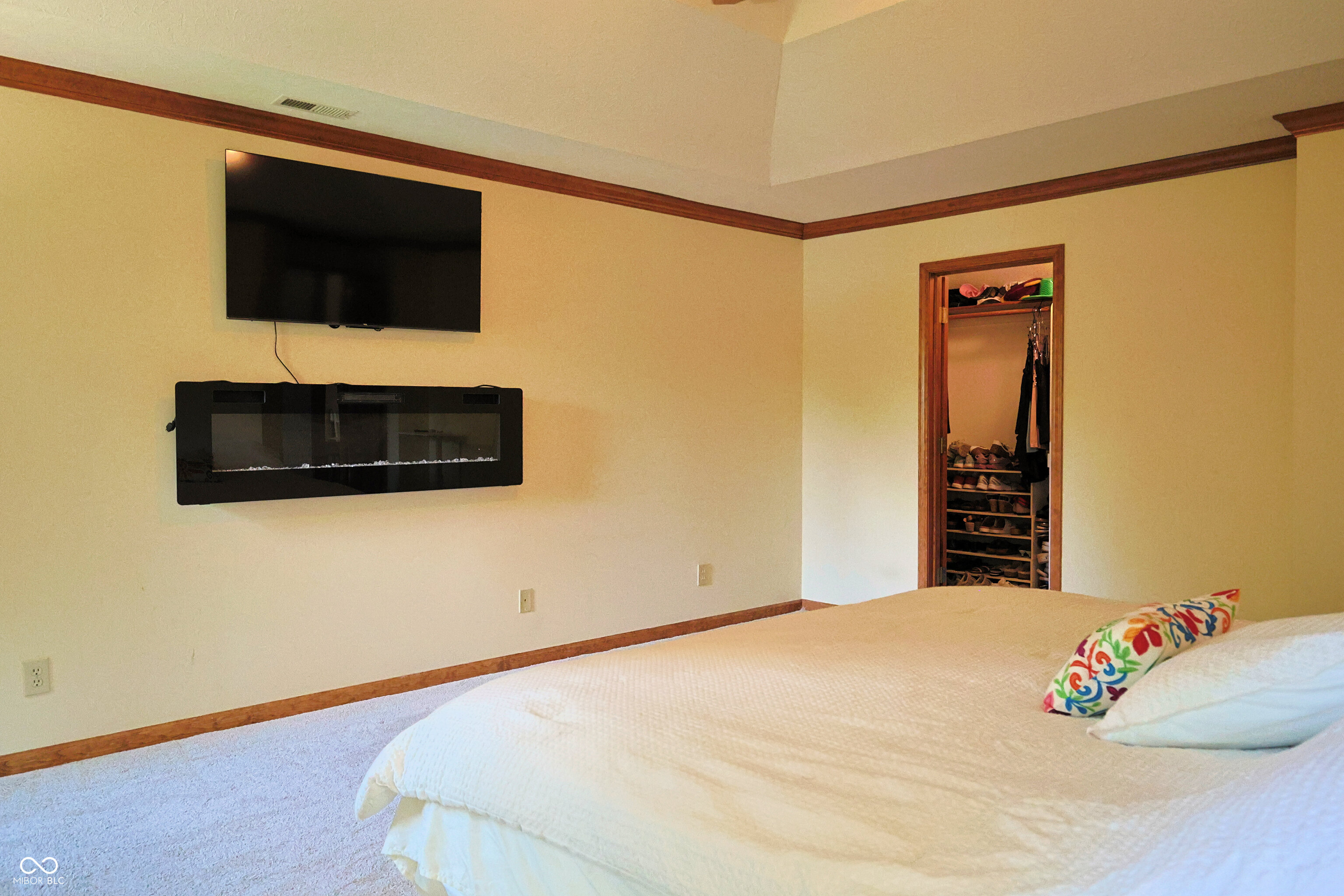 5411 Innisbrooke Court