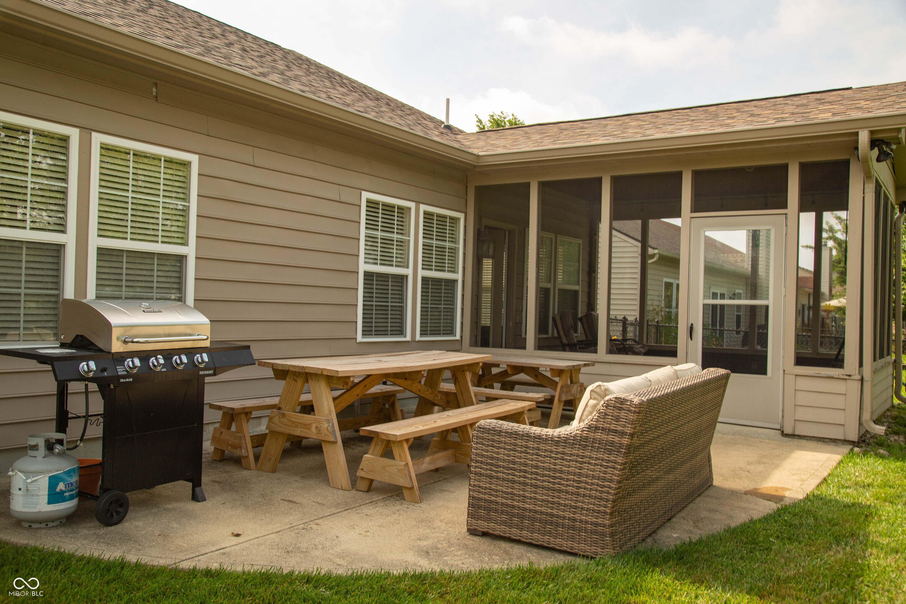 7808 Valley Stream Drive