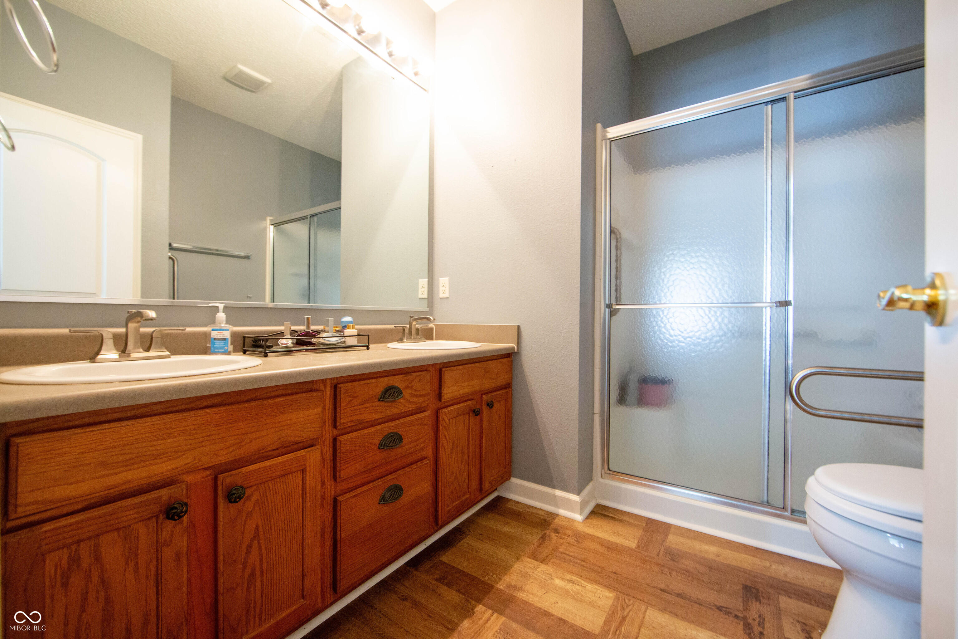 7808 Valley Stream Drive