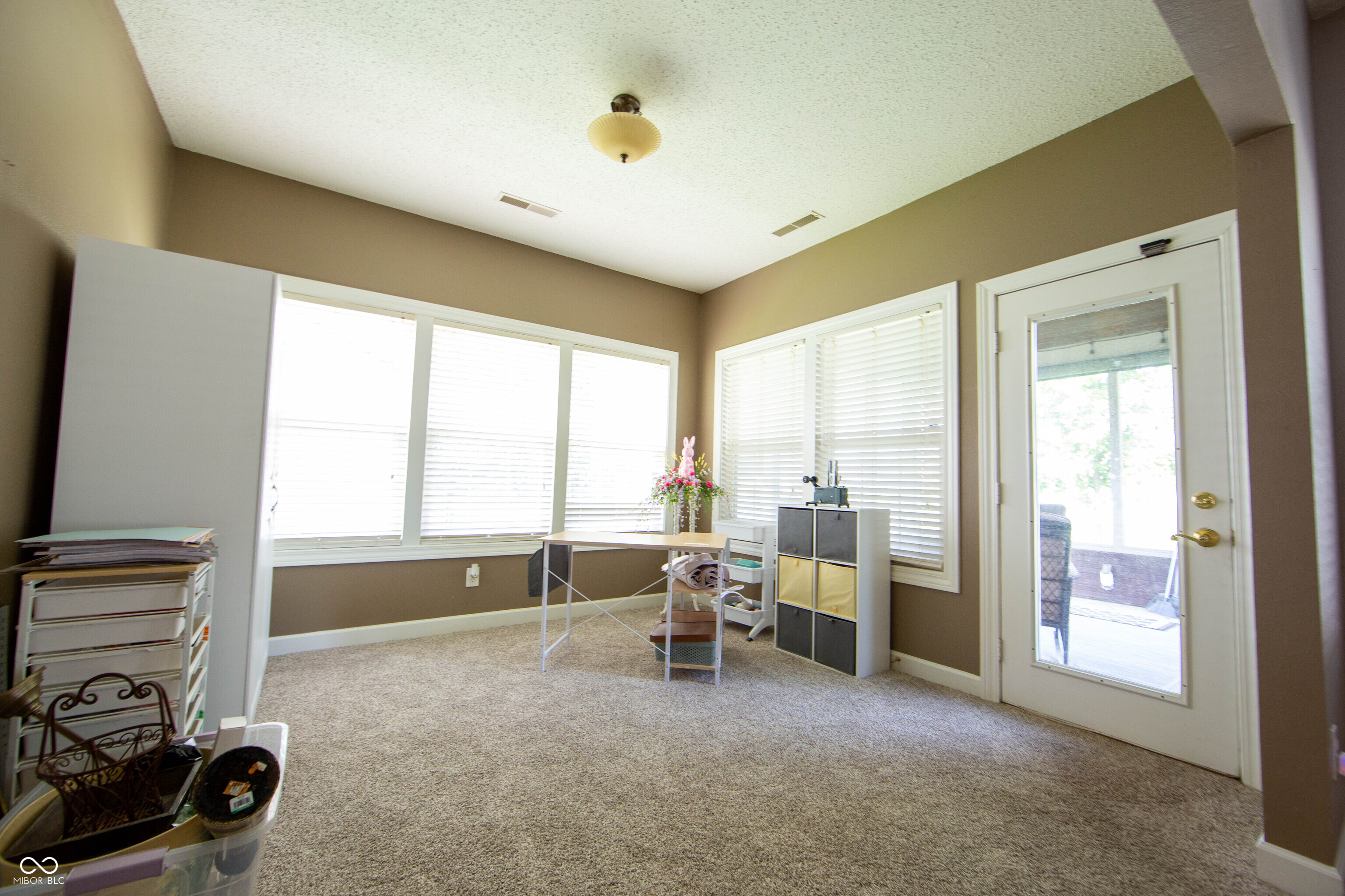 7808 Valley Stream Drive