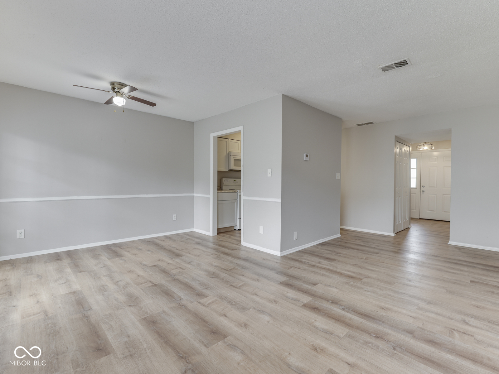 1014 Greenwood Trail E