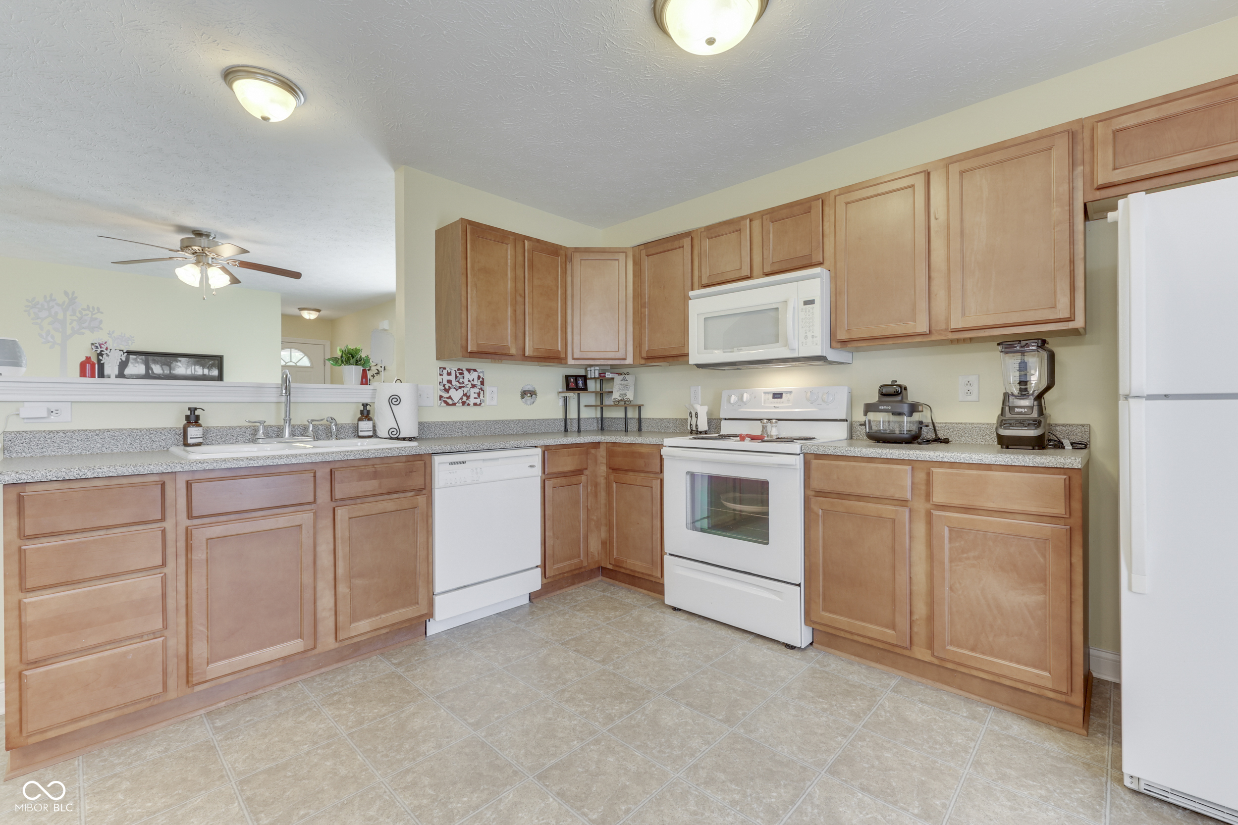 1670 Roundhouse Circle