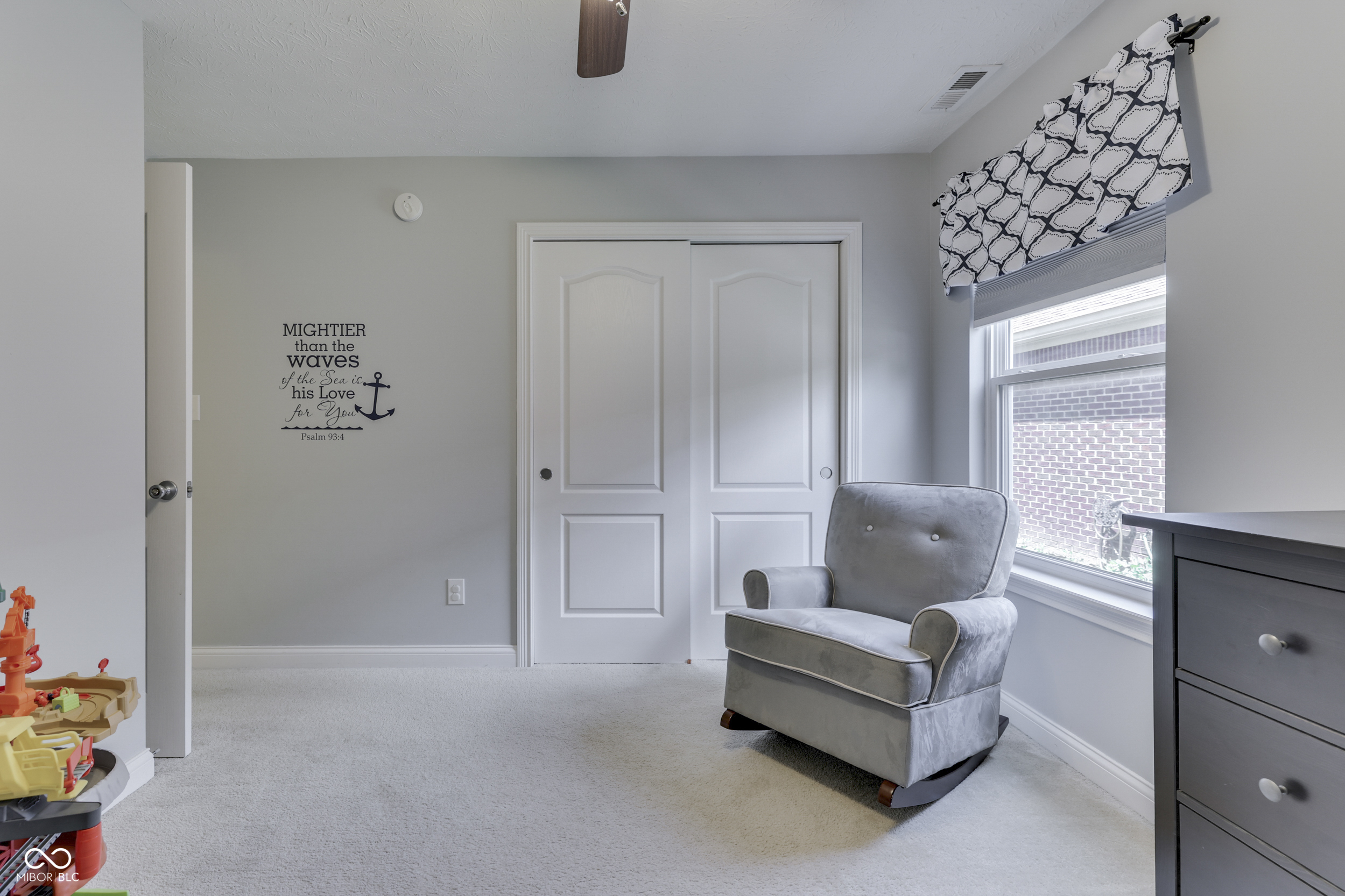 1670 Roundhouse Circle