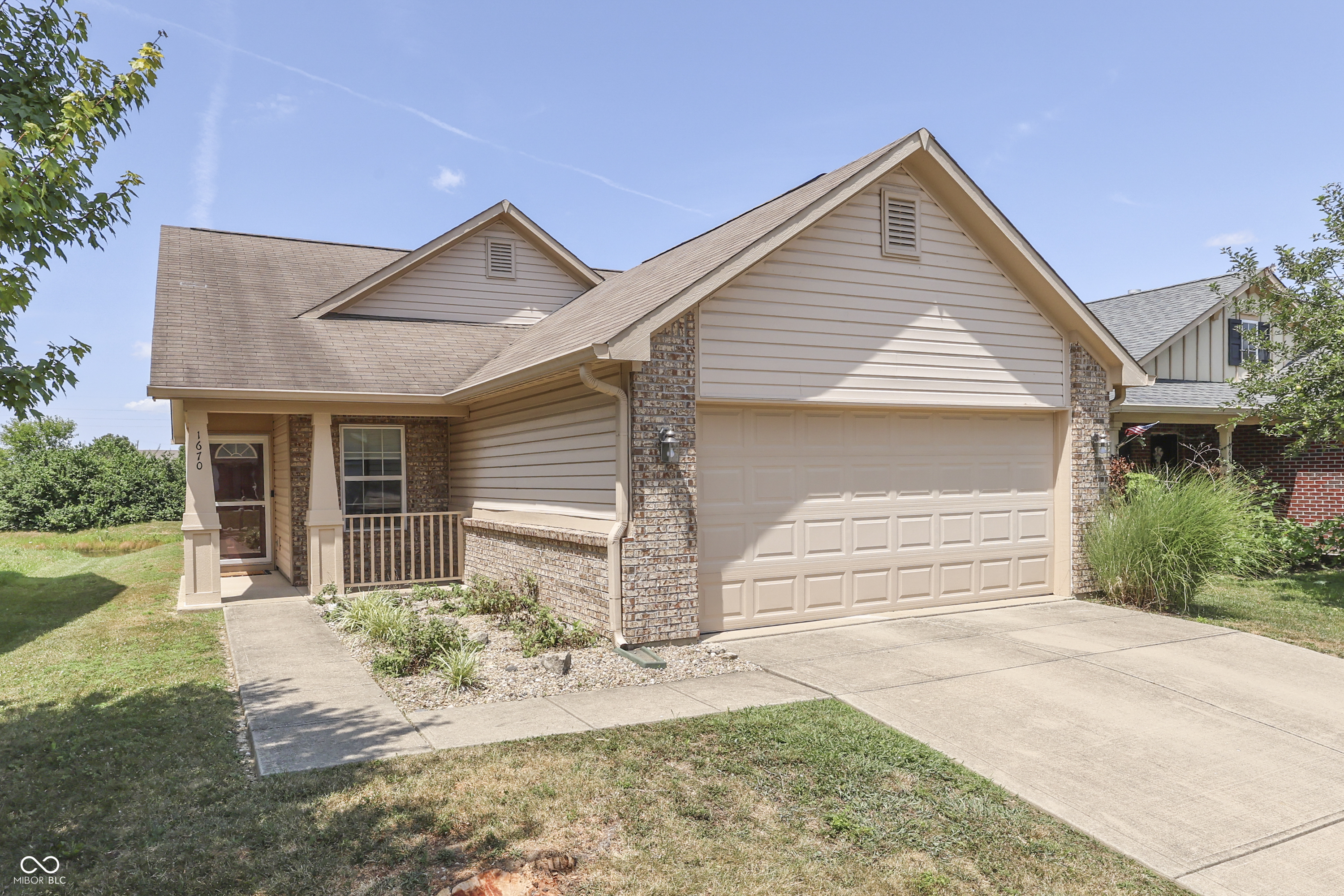 1670 Roundhouse Circle