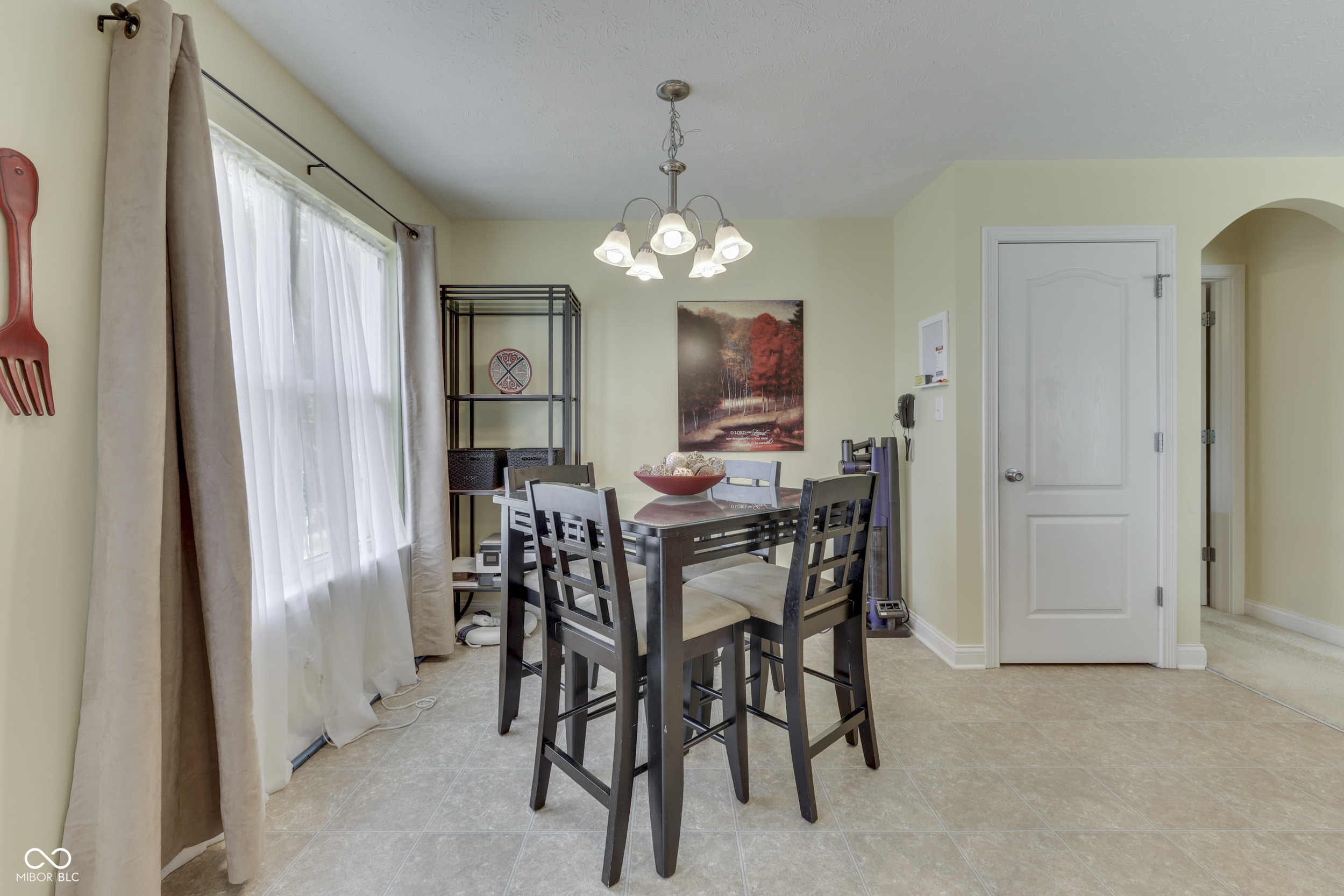1670 Roundhouse Circle