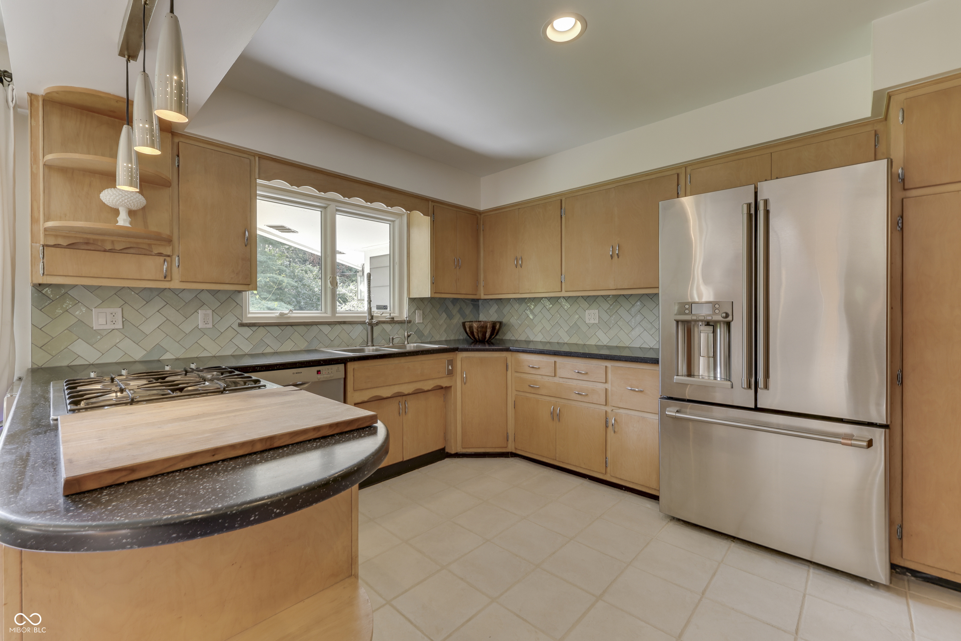 39 Highland Manor Court N