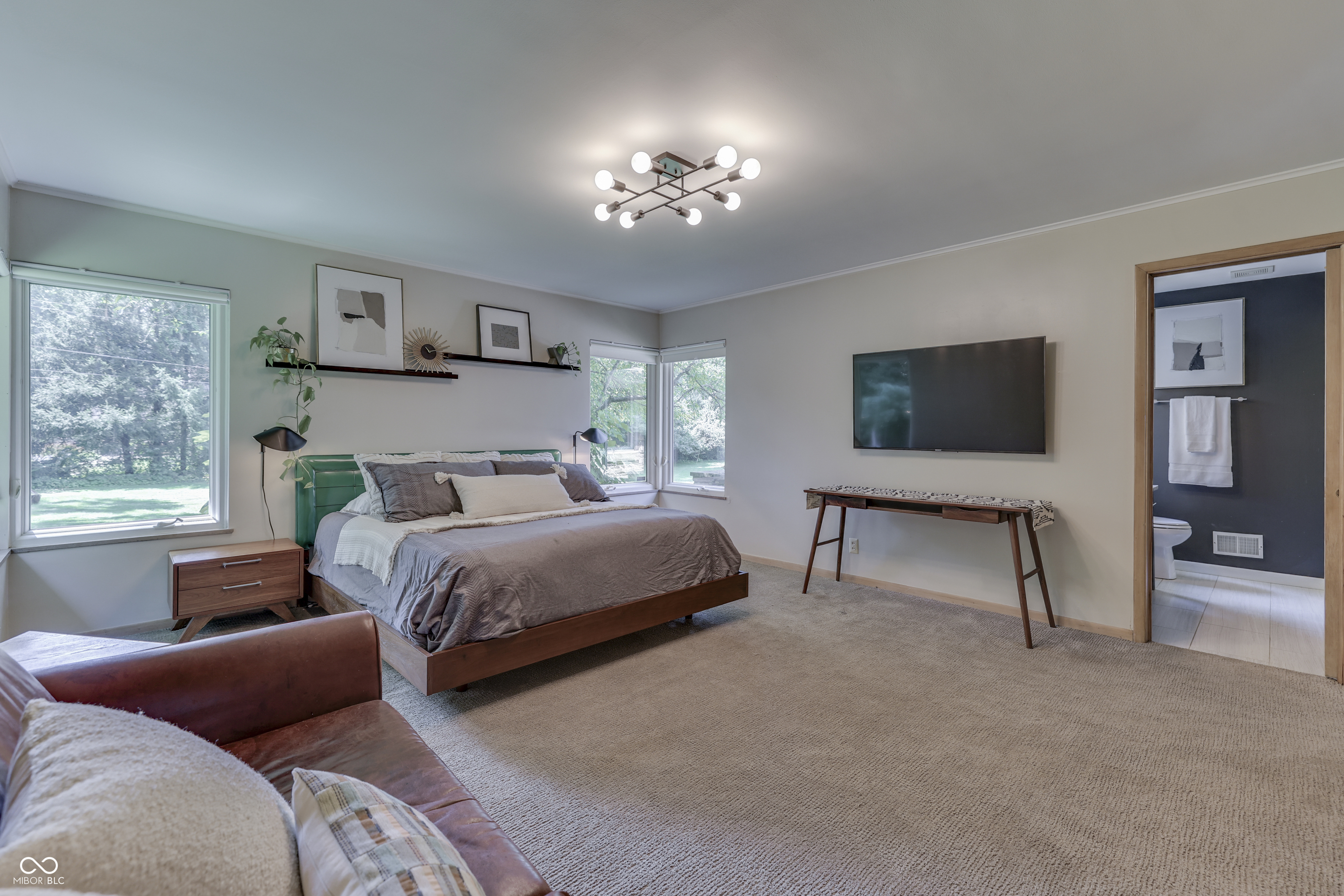 39 Highland Manor Court N