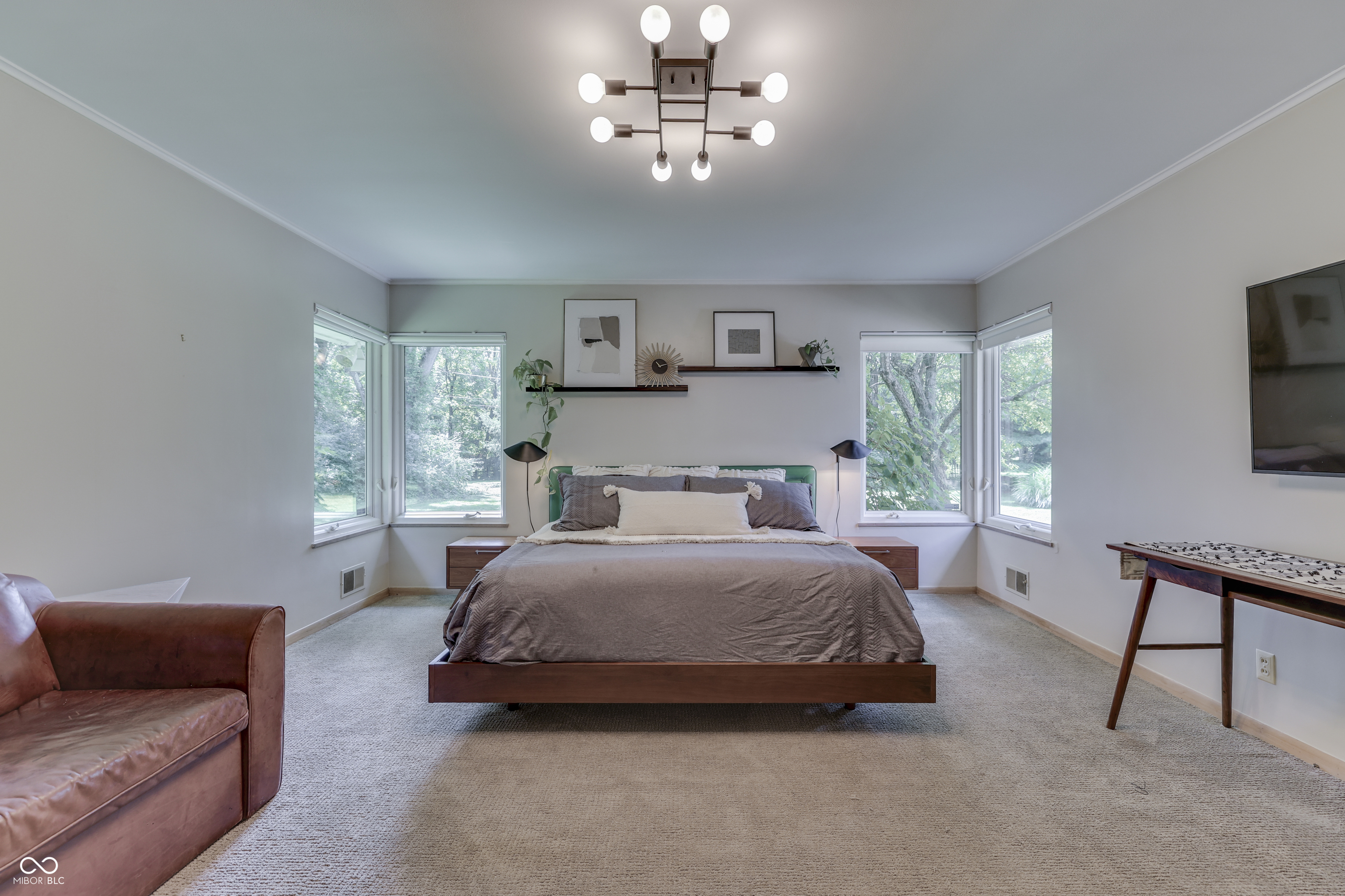 39 Highland Manor Court N