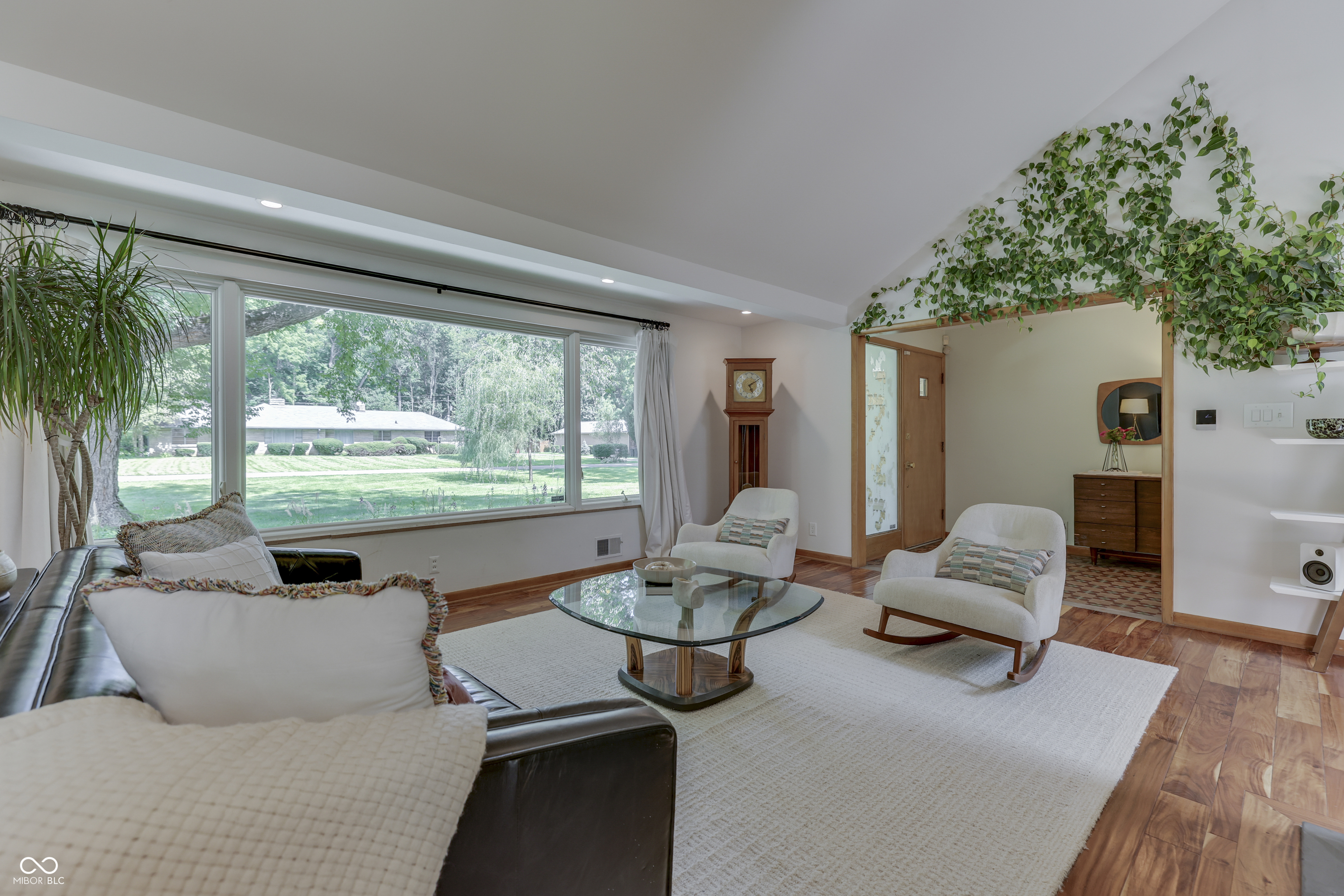 39 Highland Manor Court N