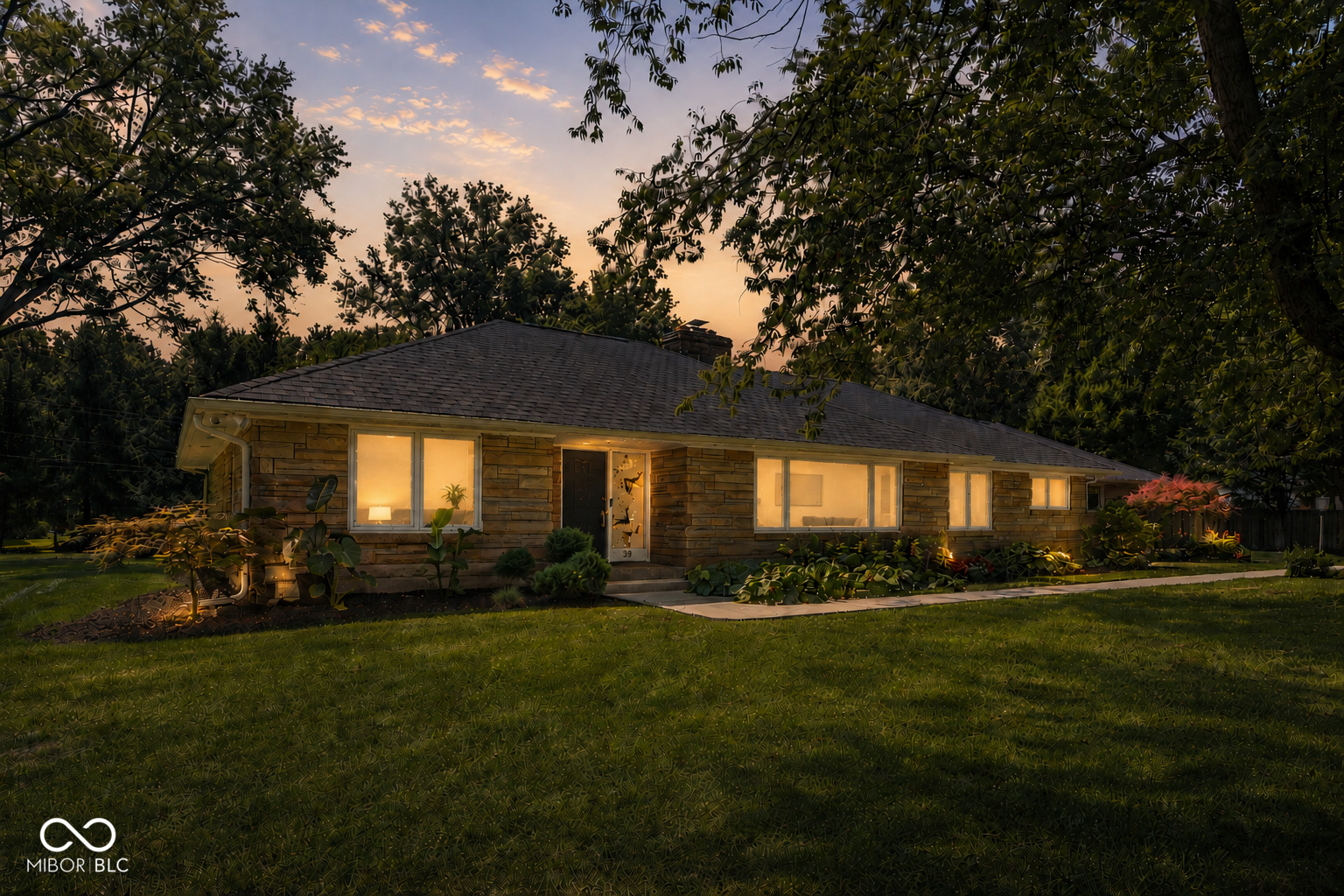 39 Highland Manor Court N