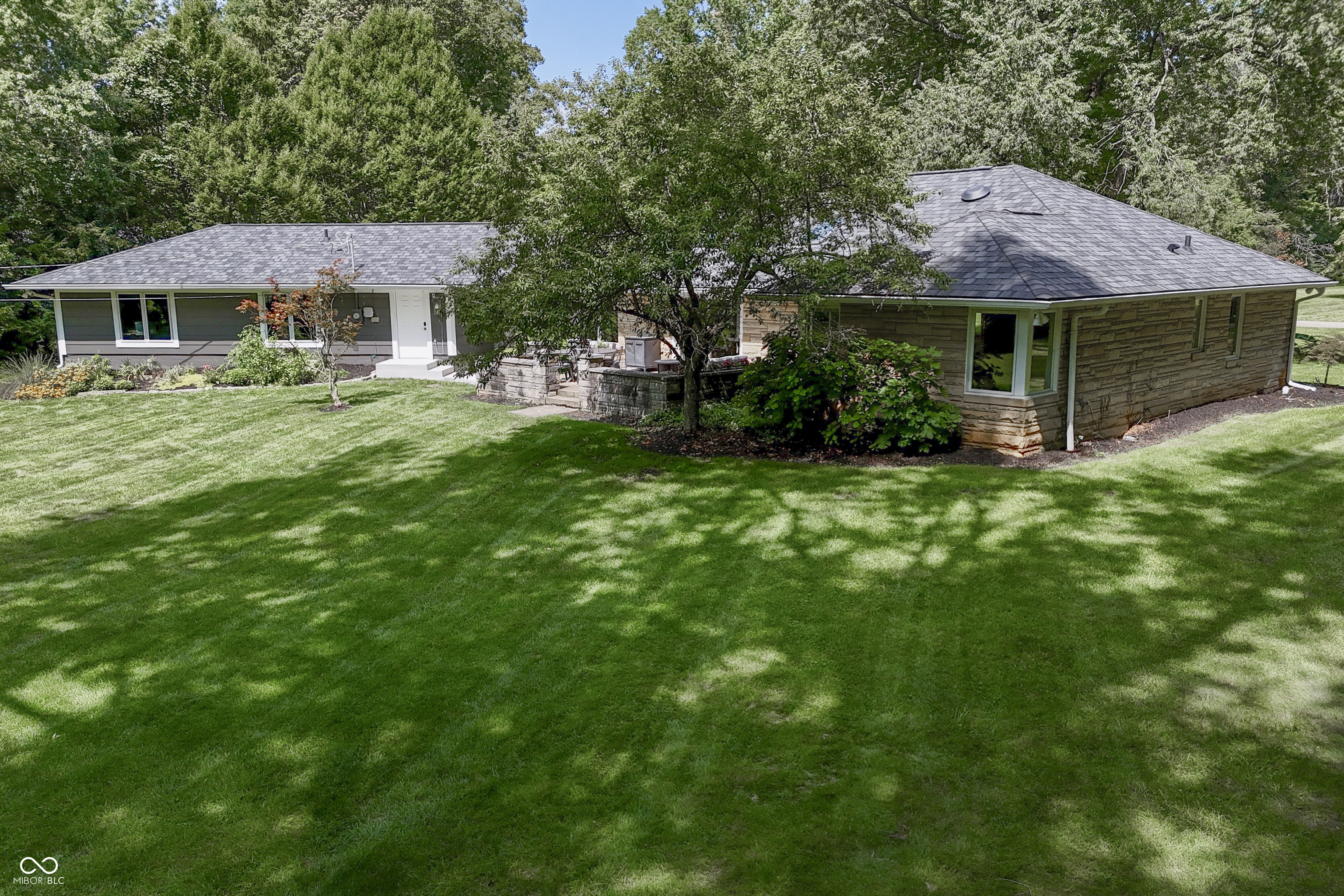 39 Highland Manor Court N