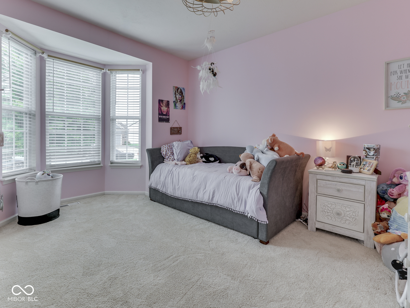 526 King Fisher Drive