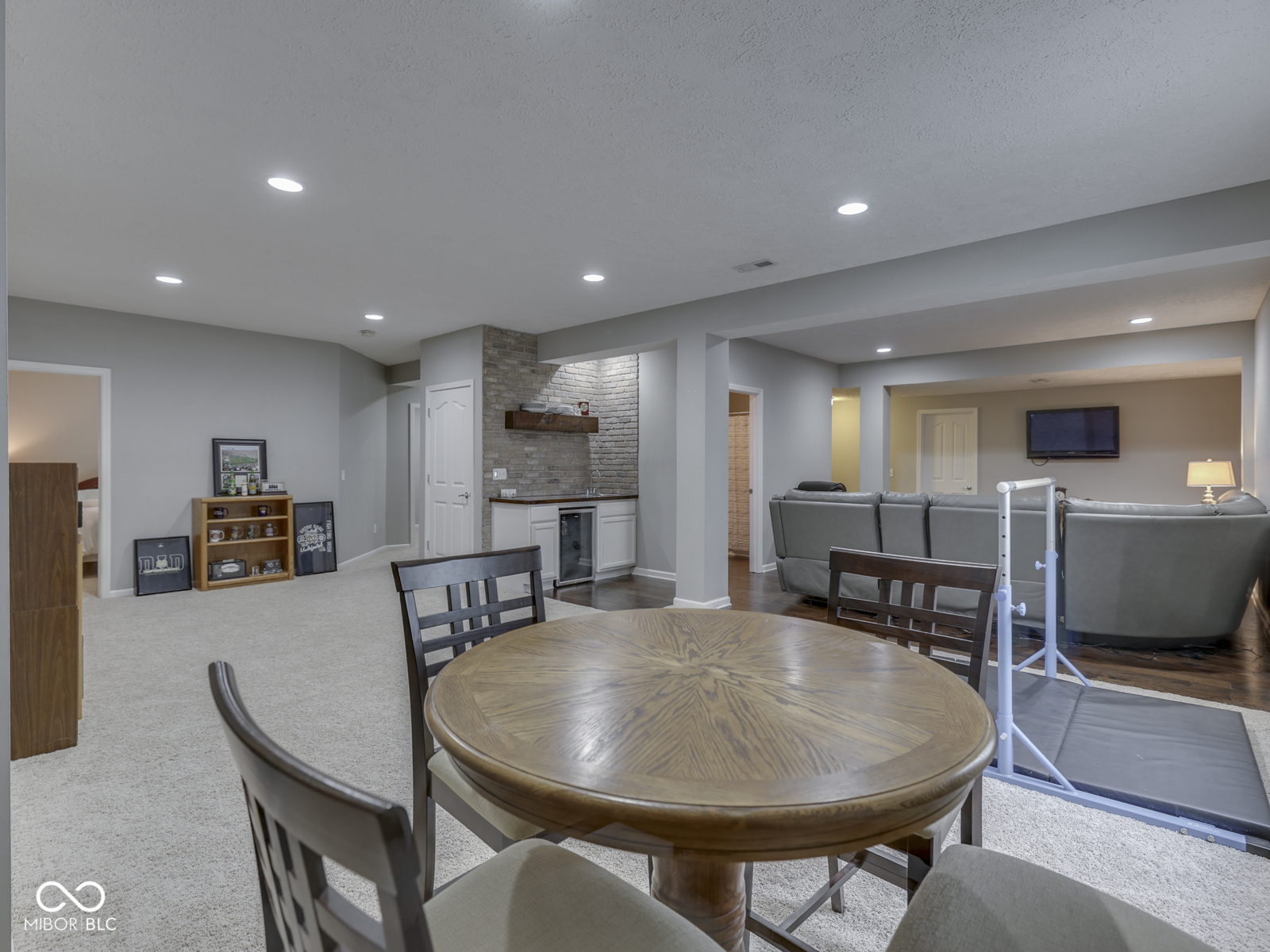 526 King Fisher Drive